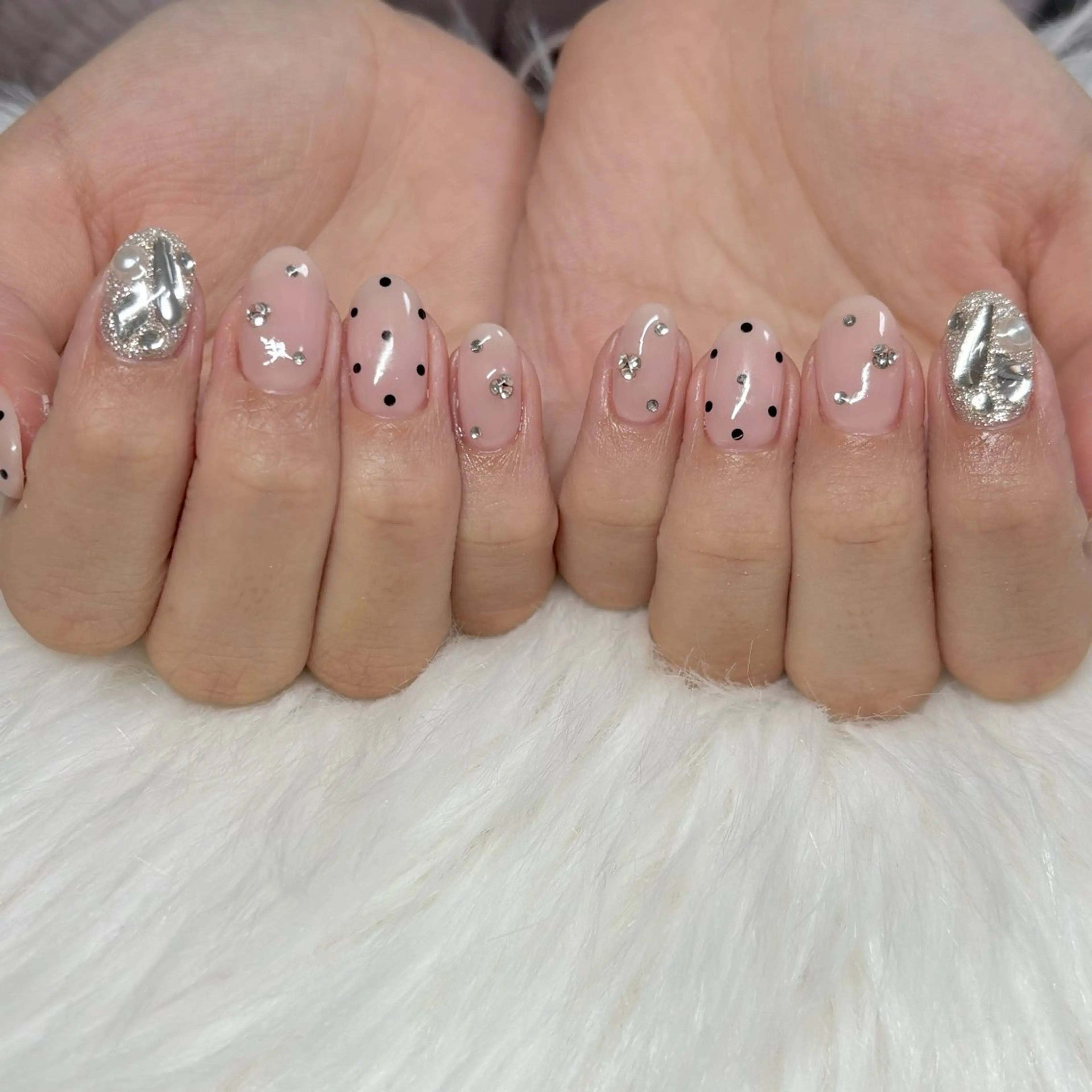 ネイル ハンドネイル ayaka🌺 【パラジェル取扱店】のネイルデザイン