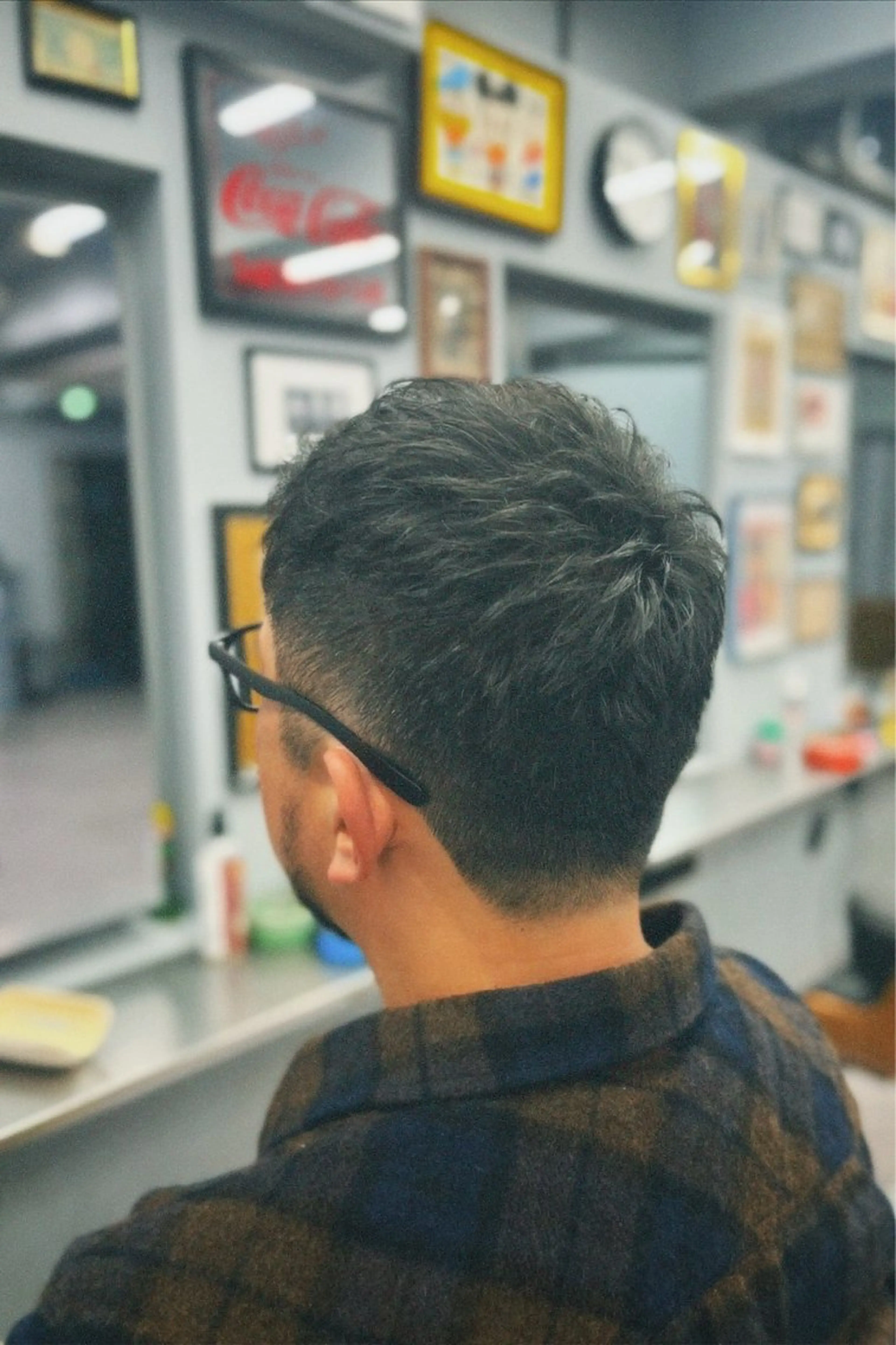 ショート メンズ センターパート フェードカット マッシュ メンズパーマ メンズツイストパーマ icon Blue所属・池袋メンズパーマ フェード純平のヘアスタイル