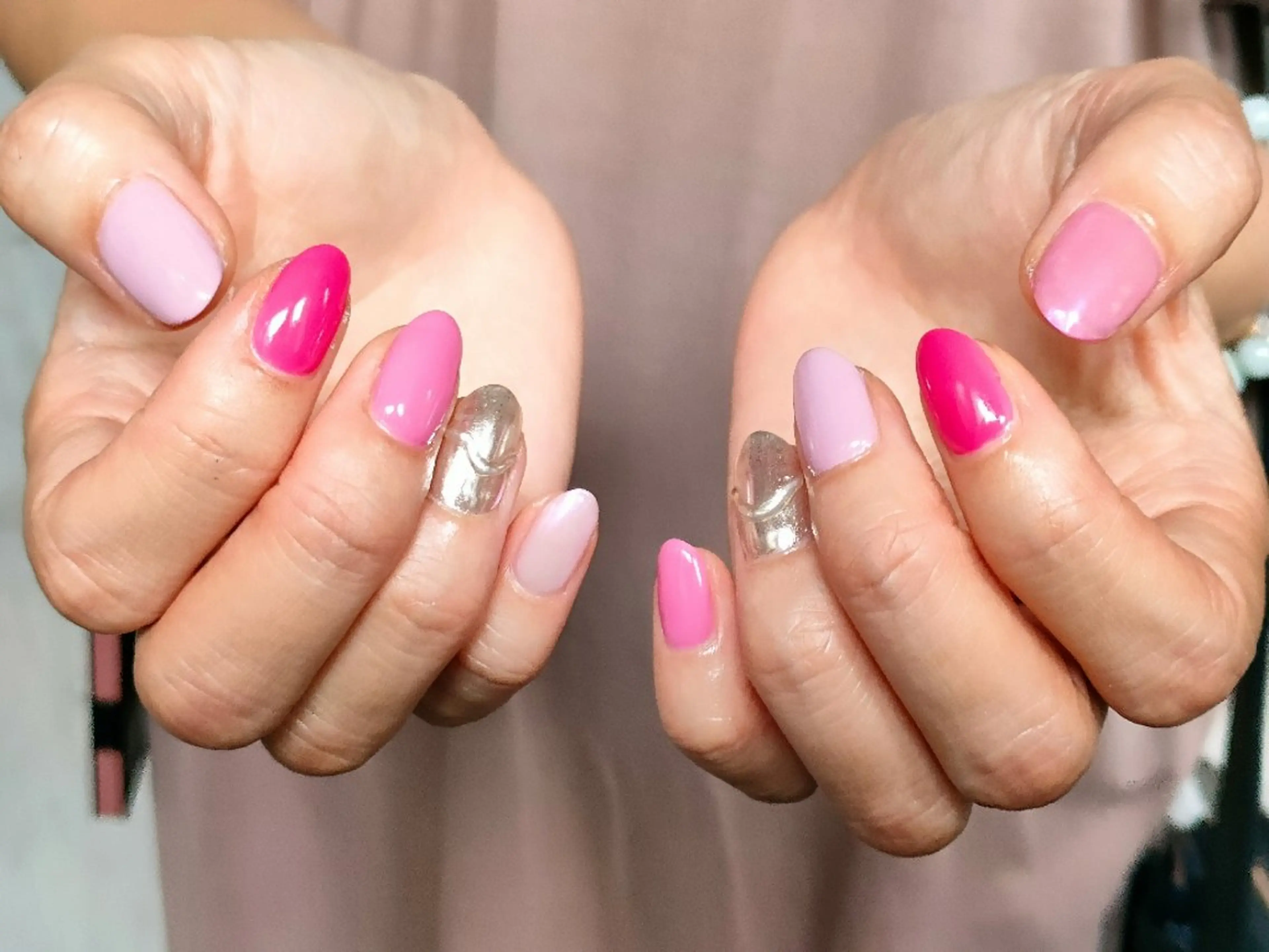 ネイル ピンク ぷっくりネイル シルバー oir. nailsalonのネイルデザイン