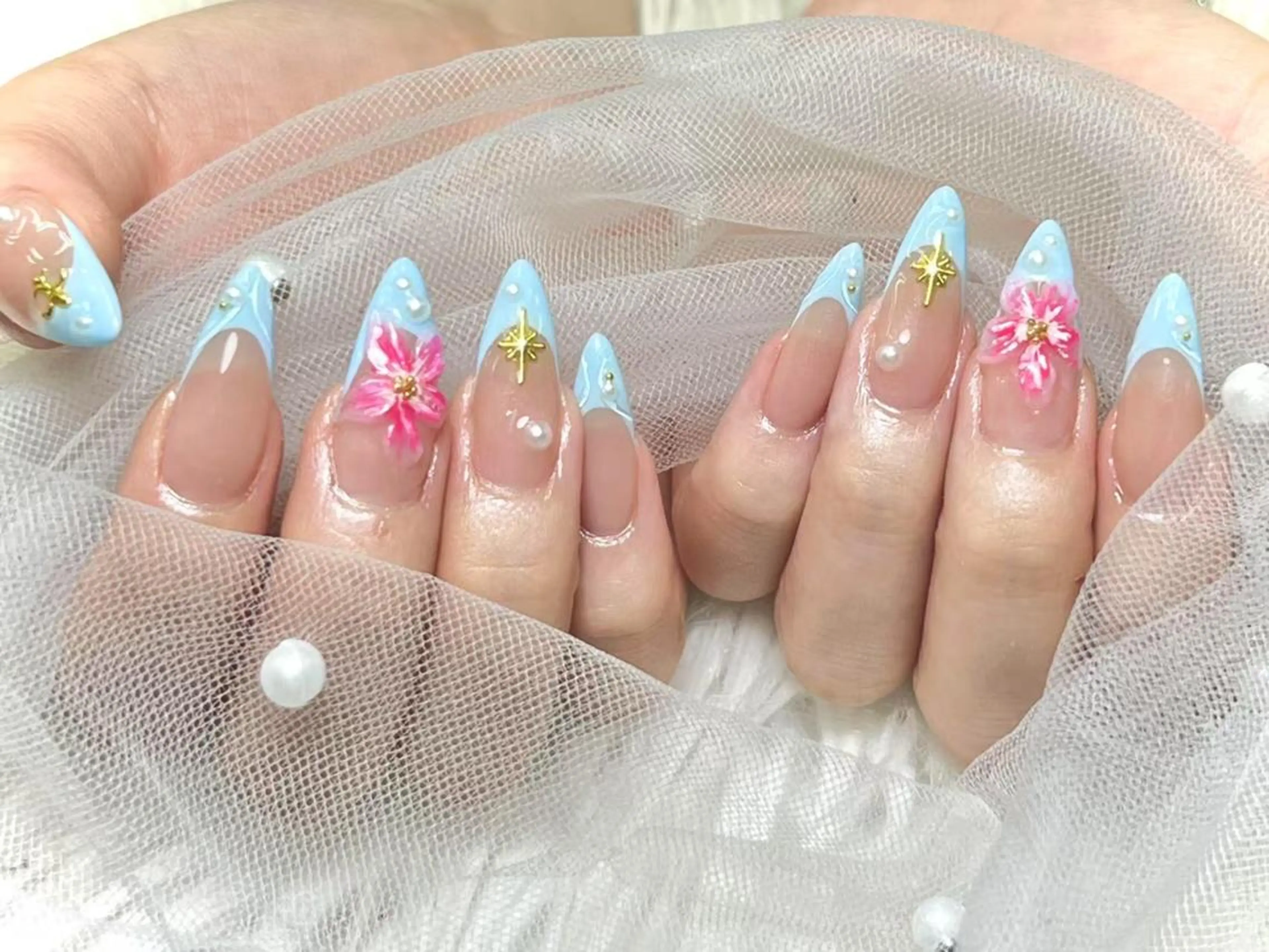 メンズ ネイル アートネイル フレンチネイル ジェルネイル キラキラネイル パラジェル Bloom kabukiのネイルデザイン