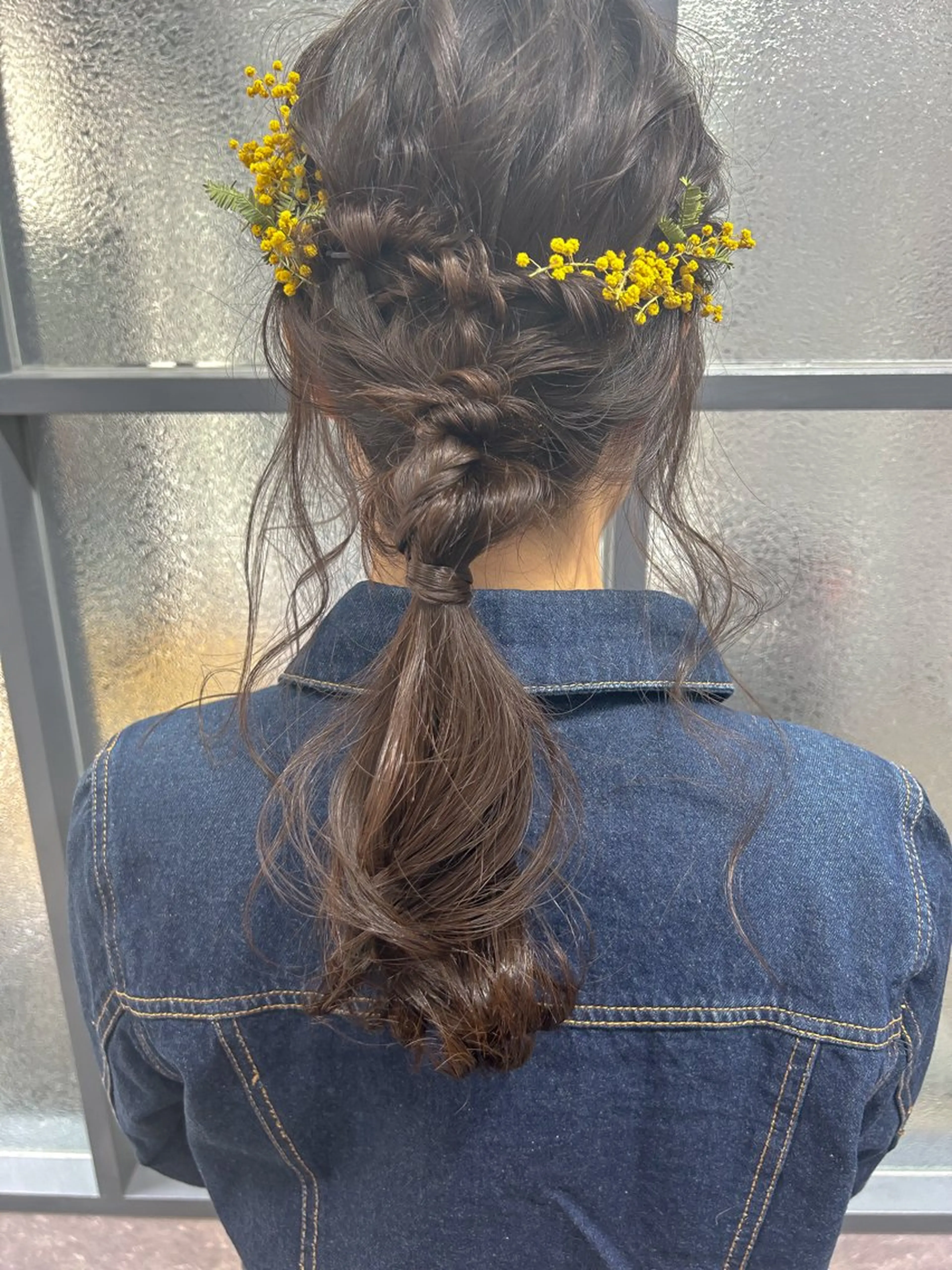 セミロング ヘアアレンジ ポニーテール ヘアセット 飯塚 沙衣のヘアスタイル