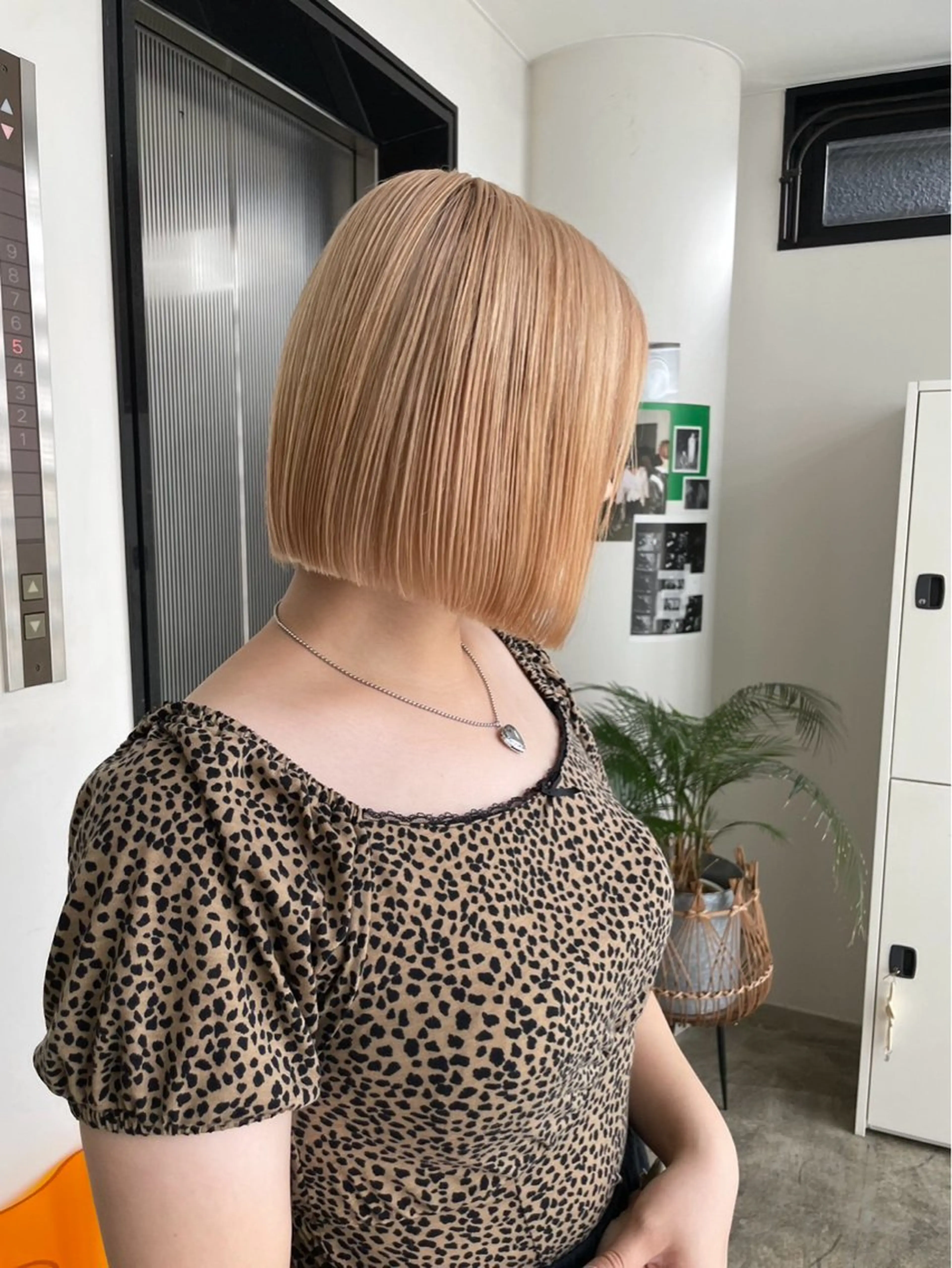 ショート ボブ オリーブ/ ナカミネアキナのヘアスタイル