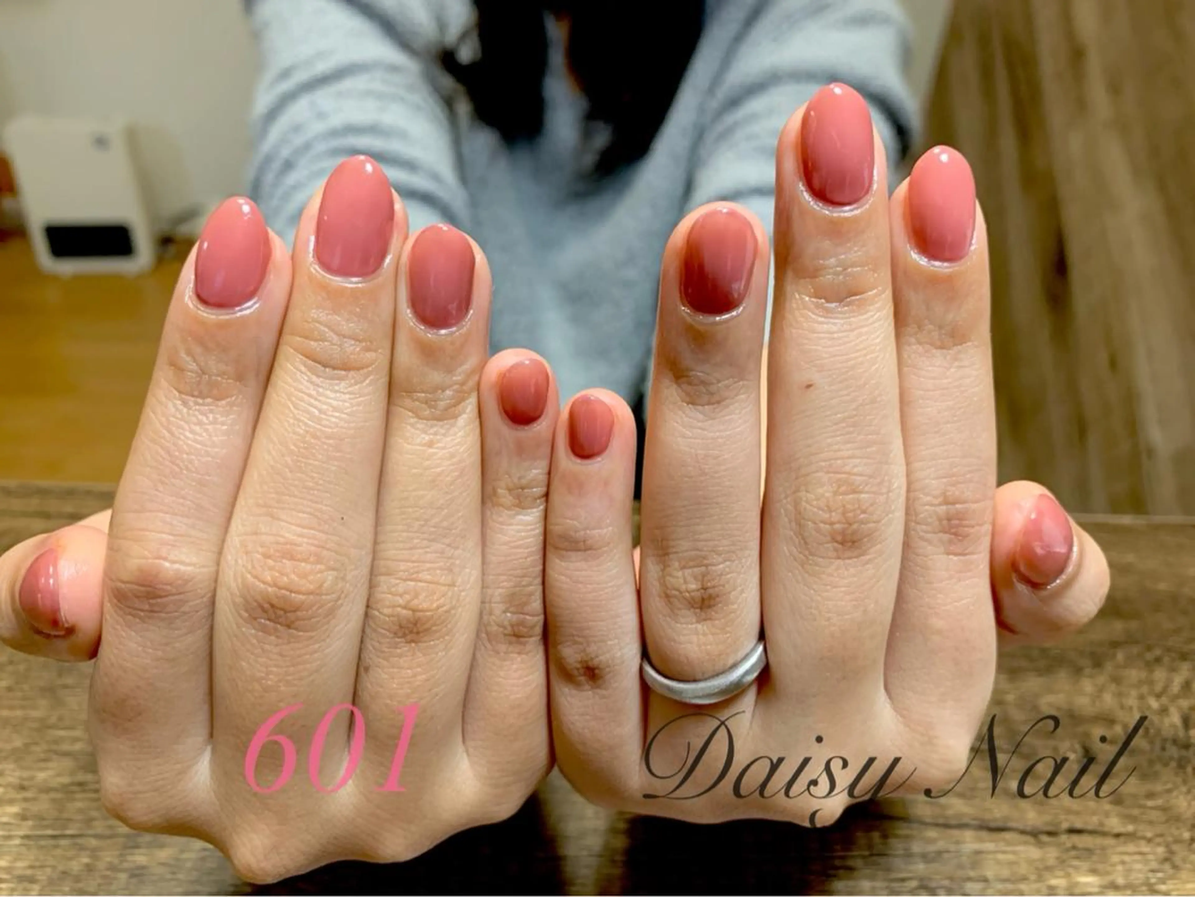 ネイル うる艶♡透明感ネイル Rirashiaのネイルデザイン