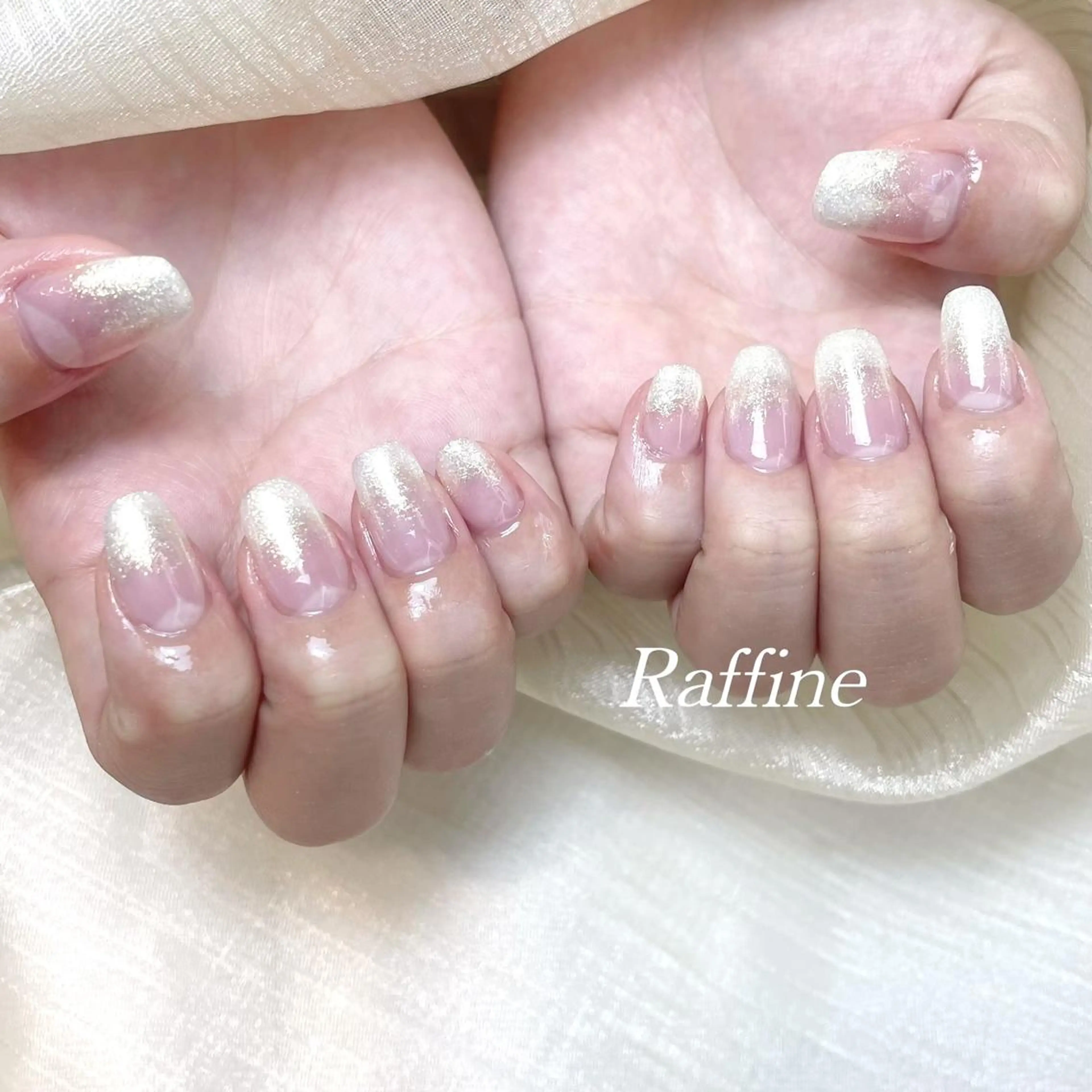 ネイル RAFFINE 月🦋🩵のネイルデザイン