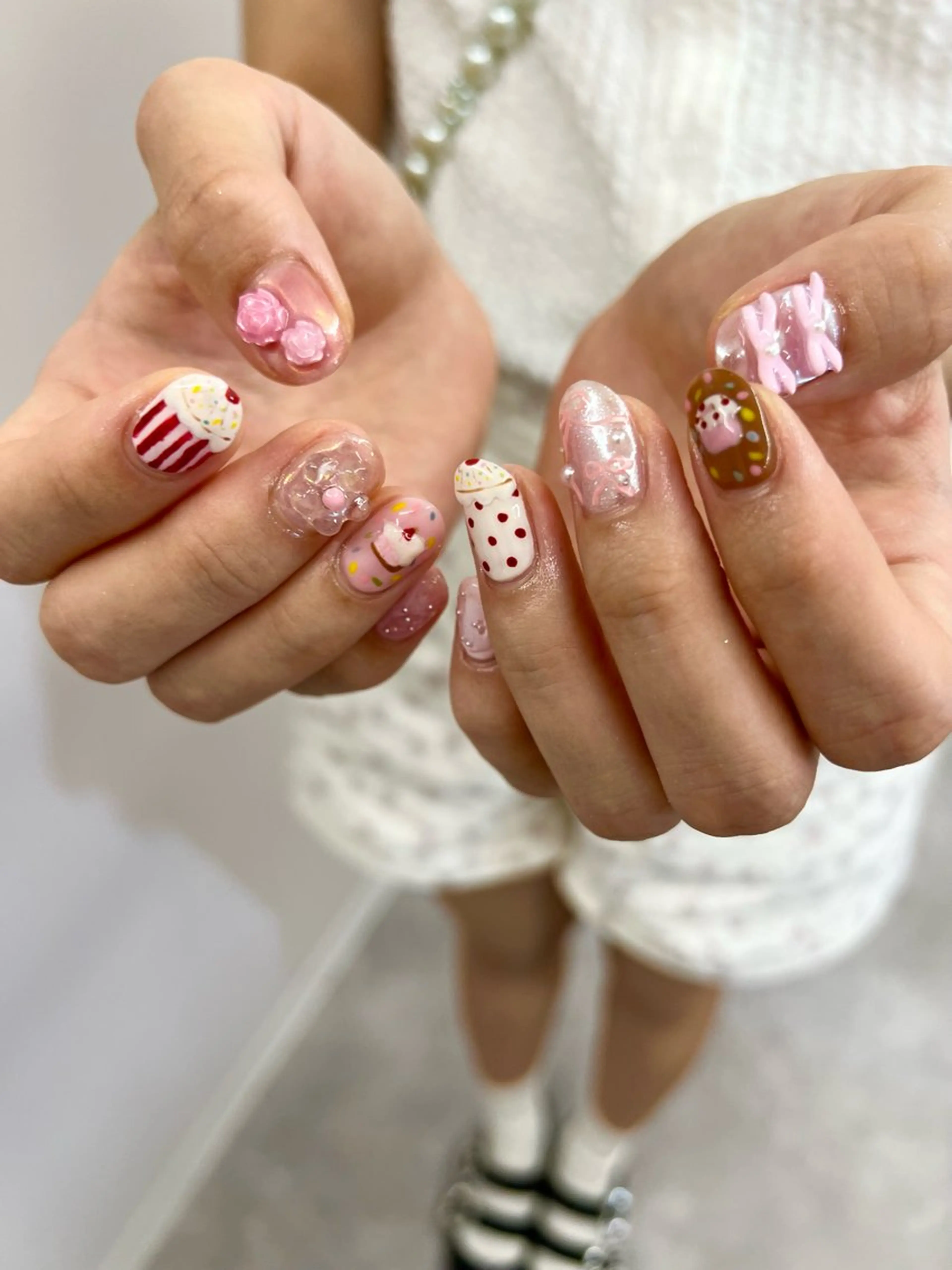 ネイル ジェルネイル 韓国ネイル マグネットネイル ニュアンスネイル パラジェル ハンドネイル ハンドケア Bana_ Nailのネイルデザイン