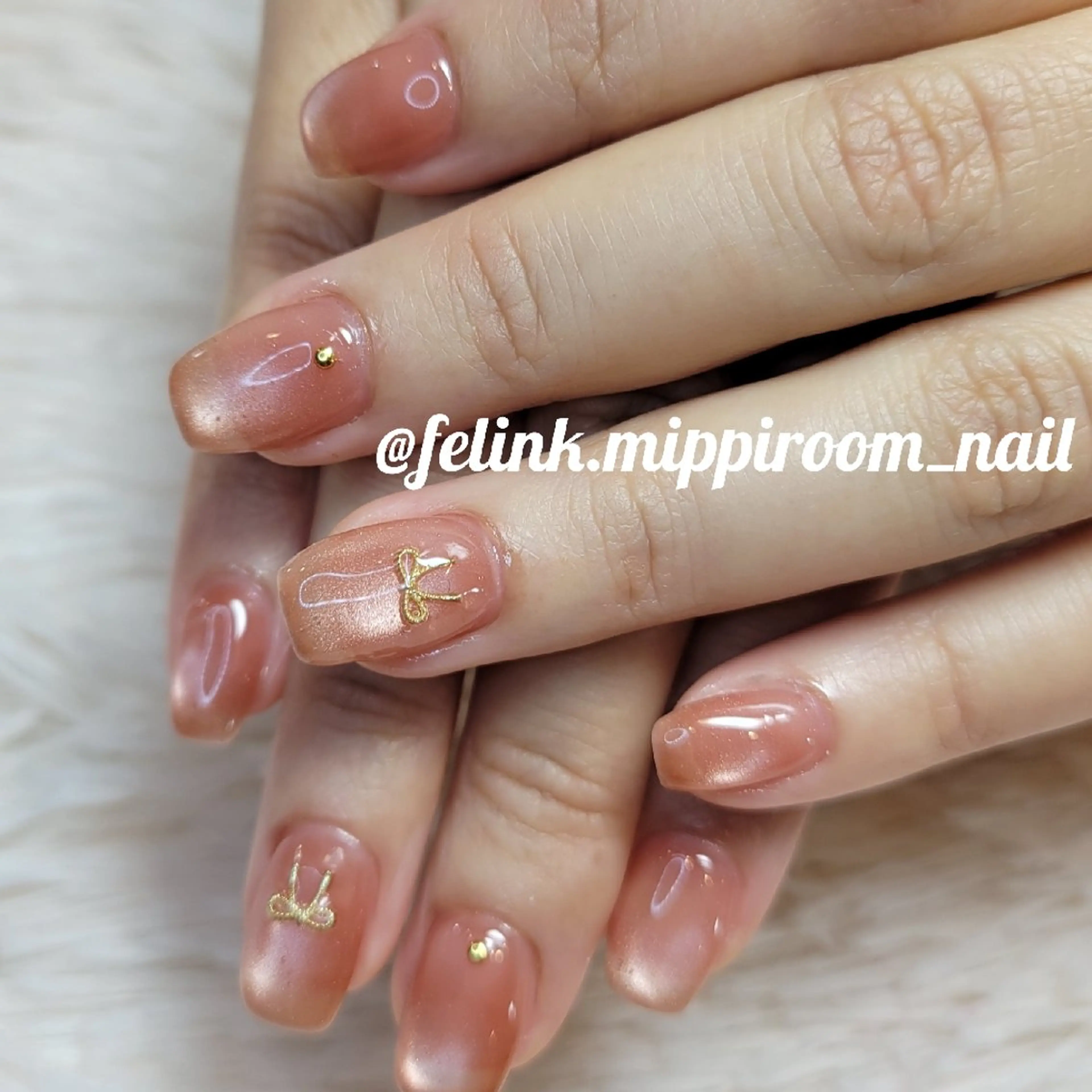 ネイル マグネットネイル リボン Nail&Eyelash ビューティーサロンFelink所属・felink  miyuki のネイルデザイン