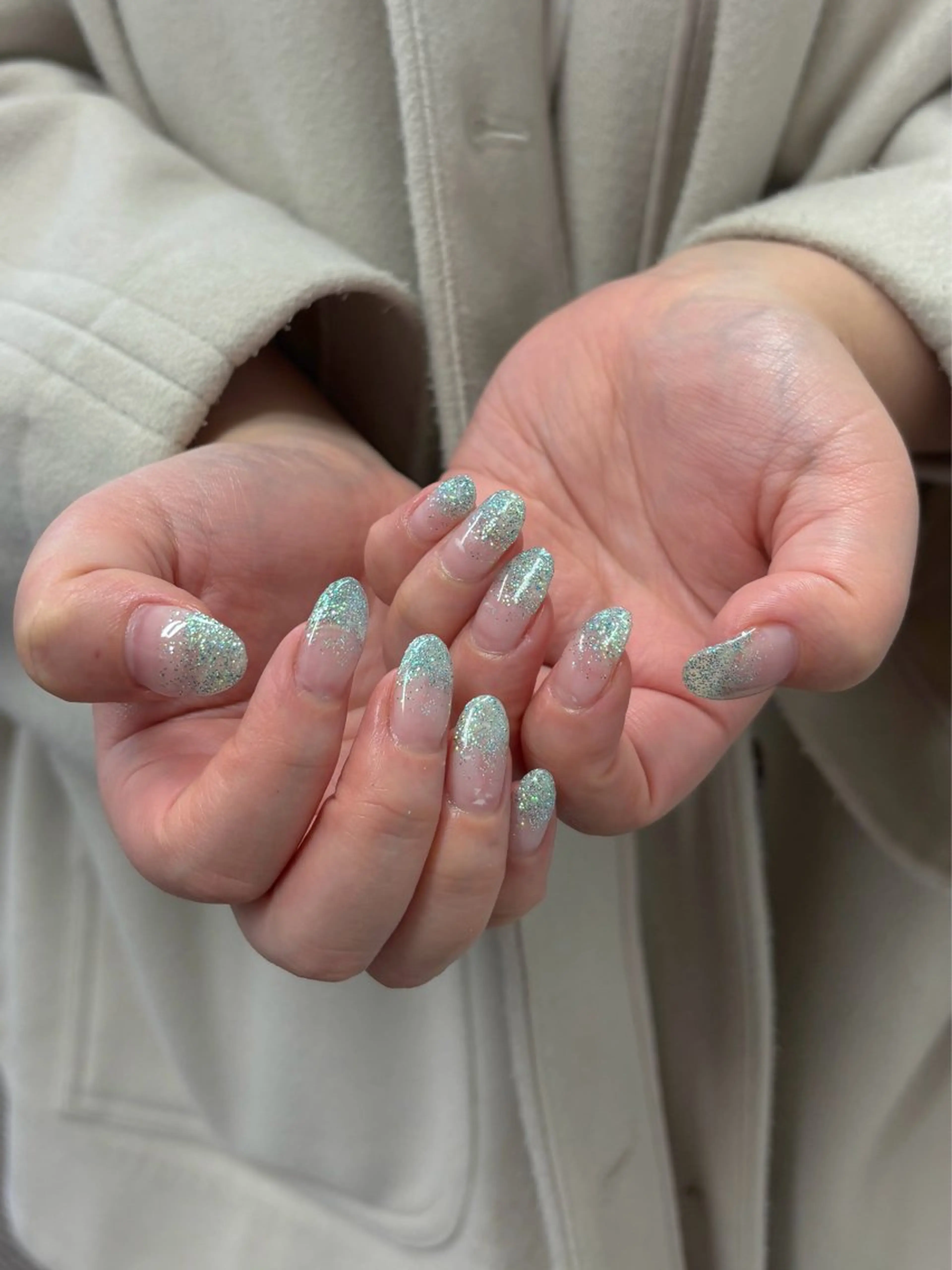 ネイル グラデーション ラメ(グリッター) ラメグラデーション maki 🌿のネイルデザイン