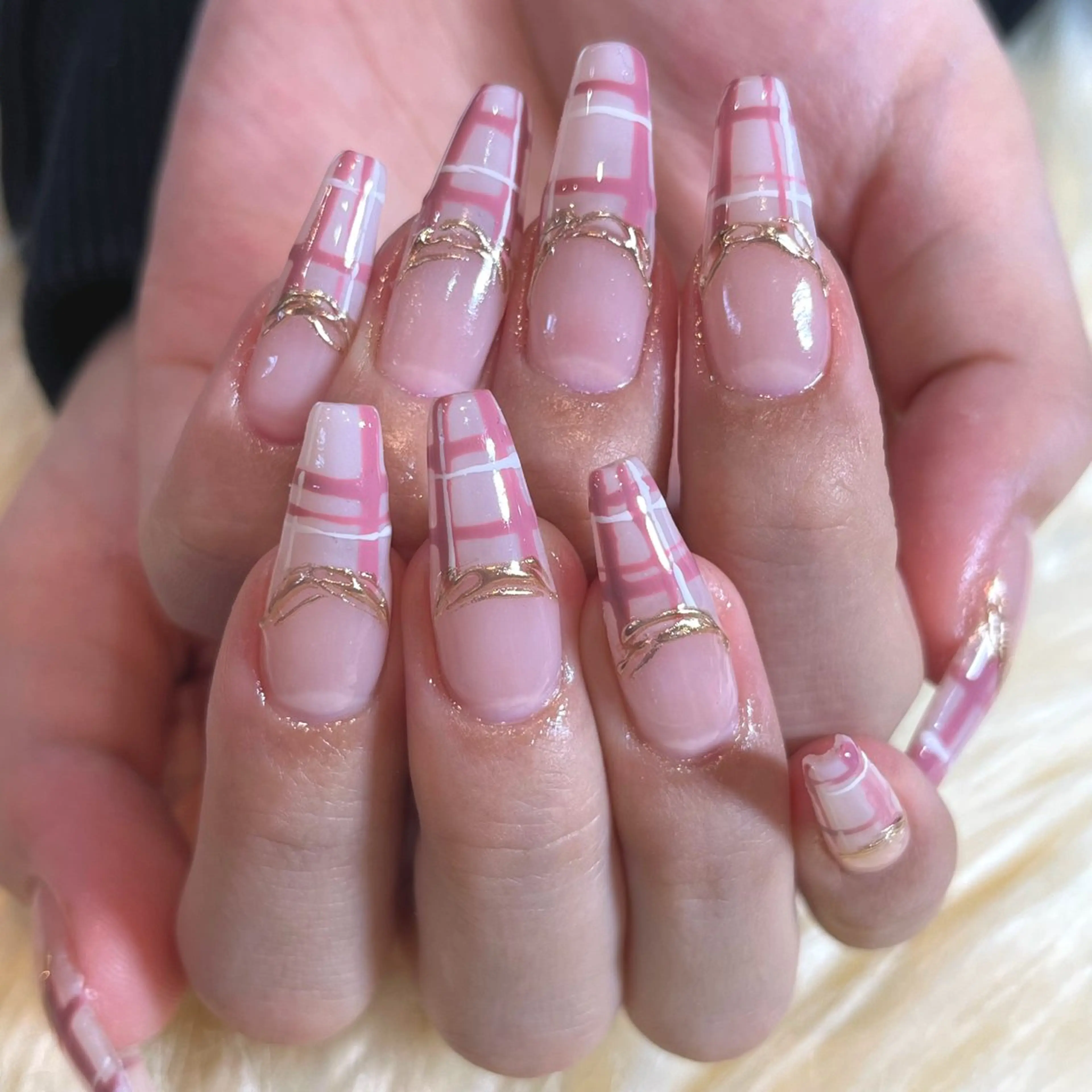 ネイル ハンドネイル Betty ✶のマツエク・マツパデザイン
