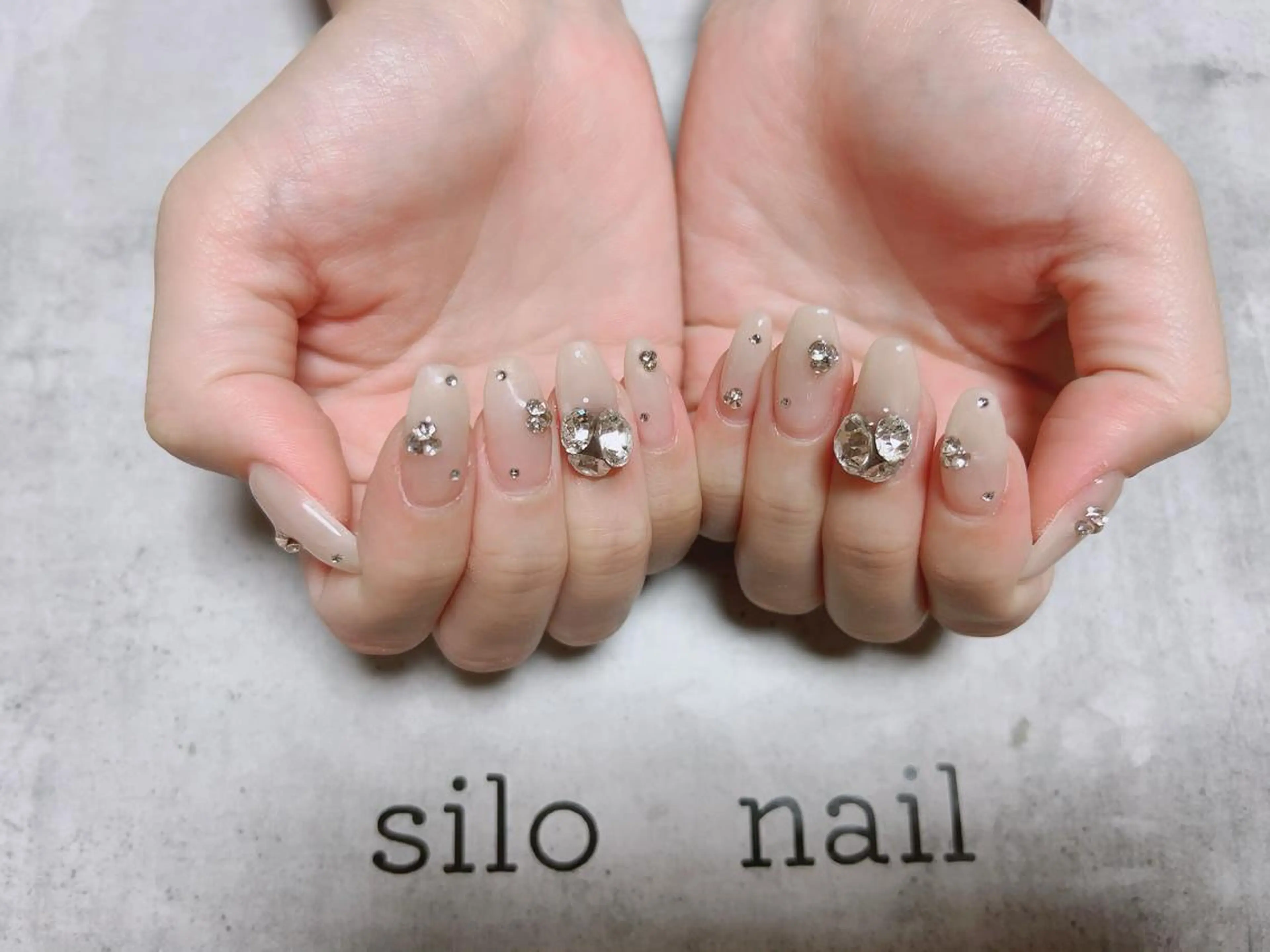 ネイル ハンドネイル silo salon しろさろんのネイルデザイン