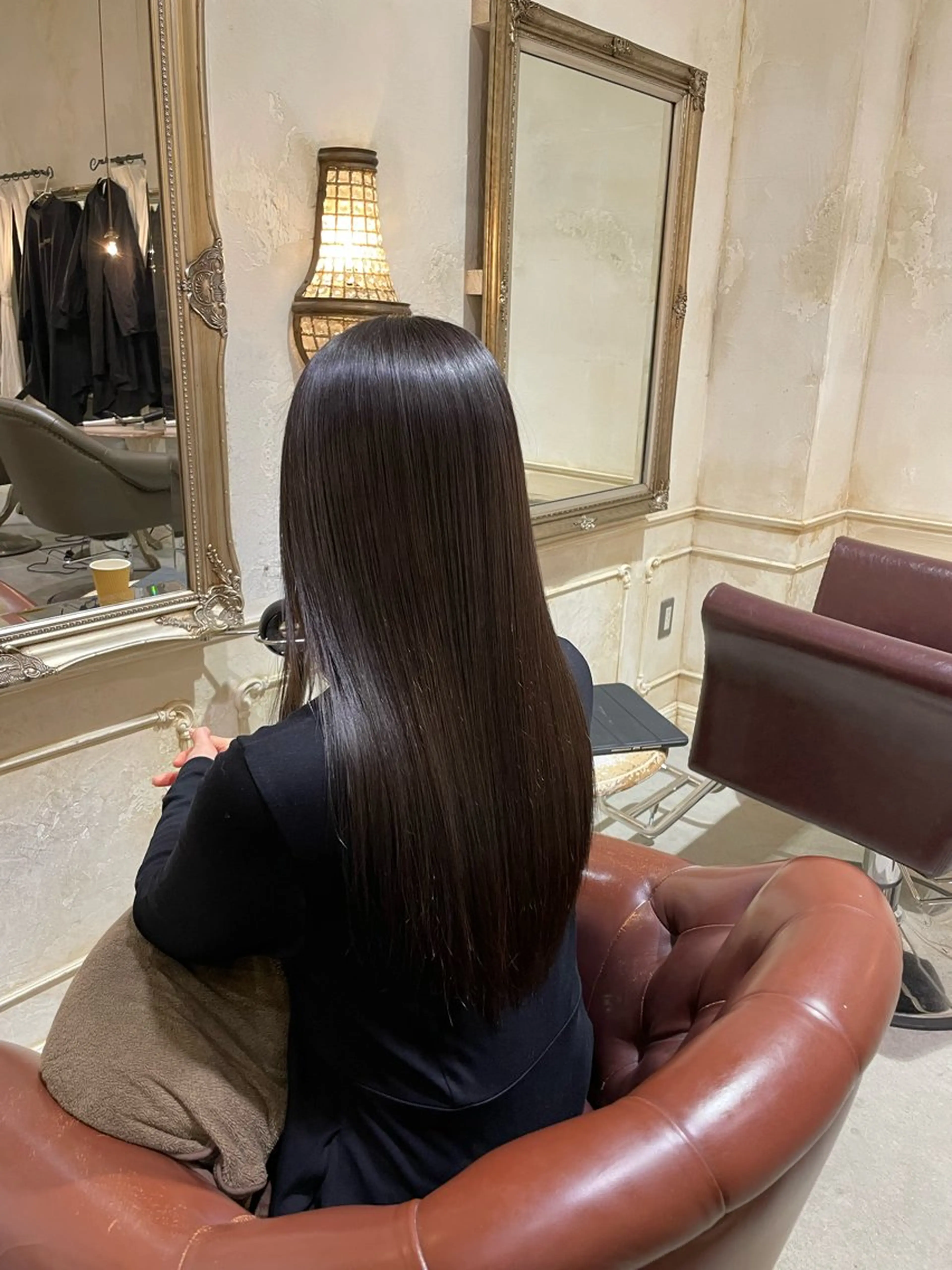 ロング カラー COMEGHEAD所属・なかやま れいかのヘアスタイル