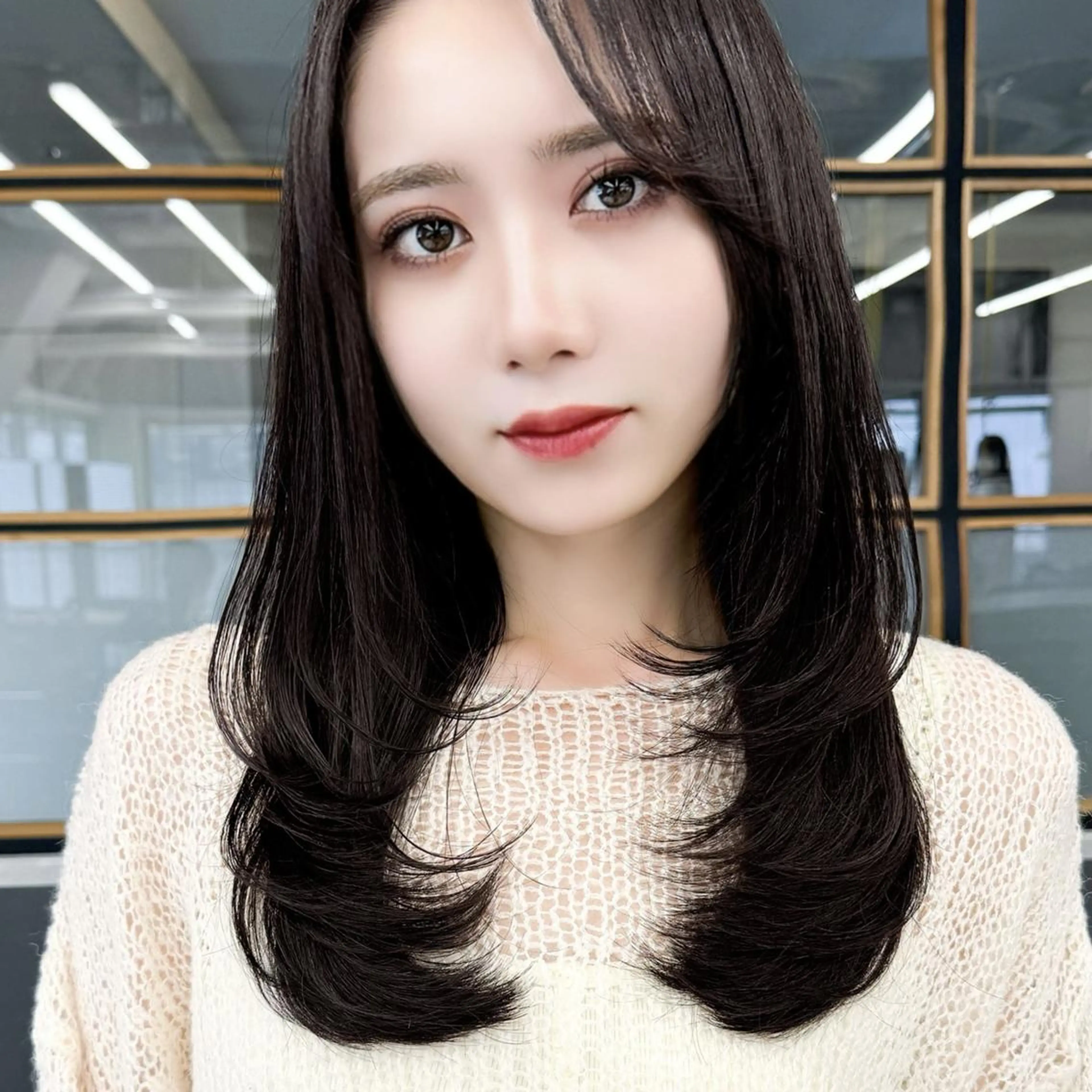 ロング 透明感艶カラー🩶 韓国レイヤー🩶結華のヘアスタイル