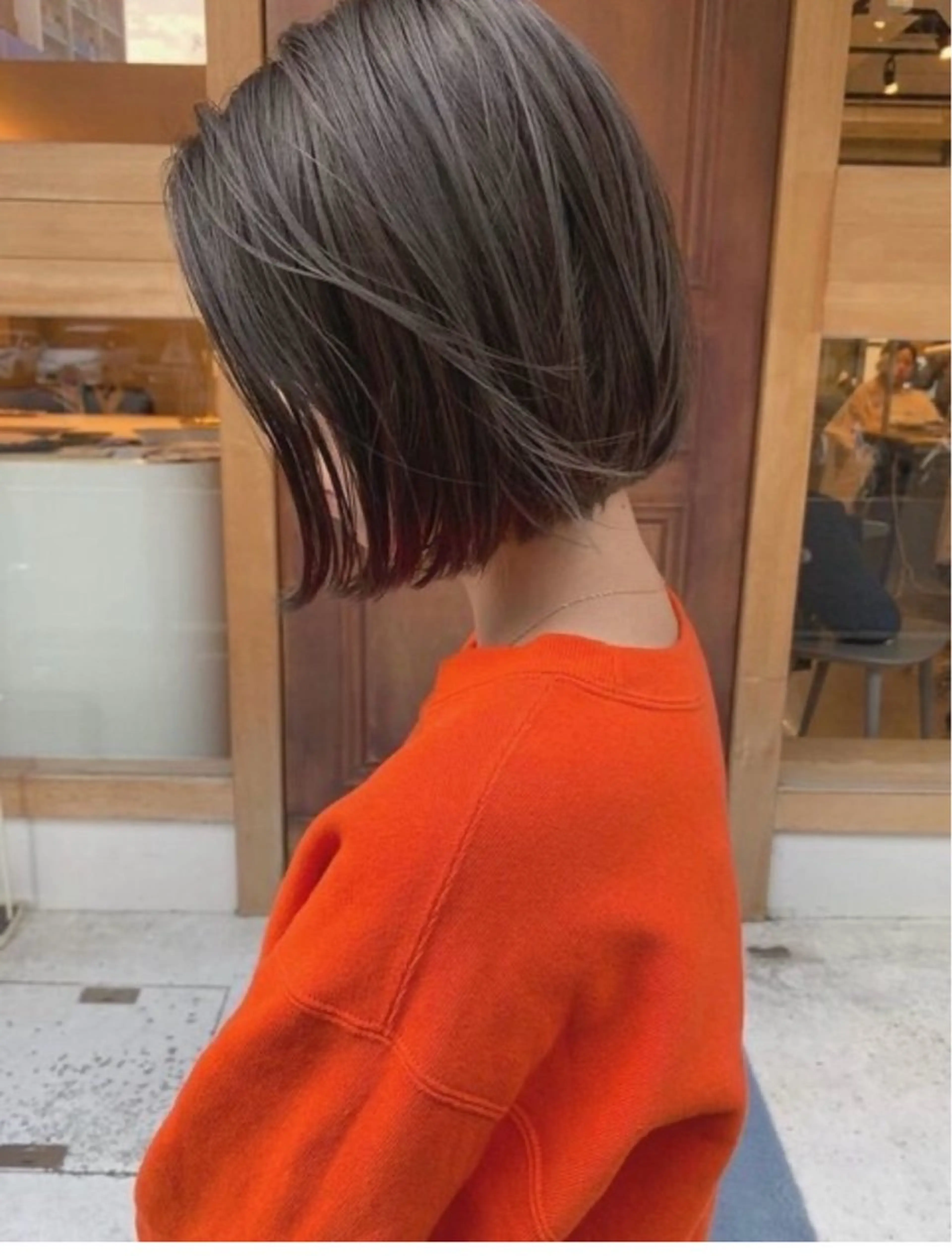 ミディアム 木田 真菜のヘアスタイル