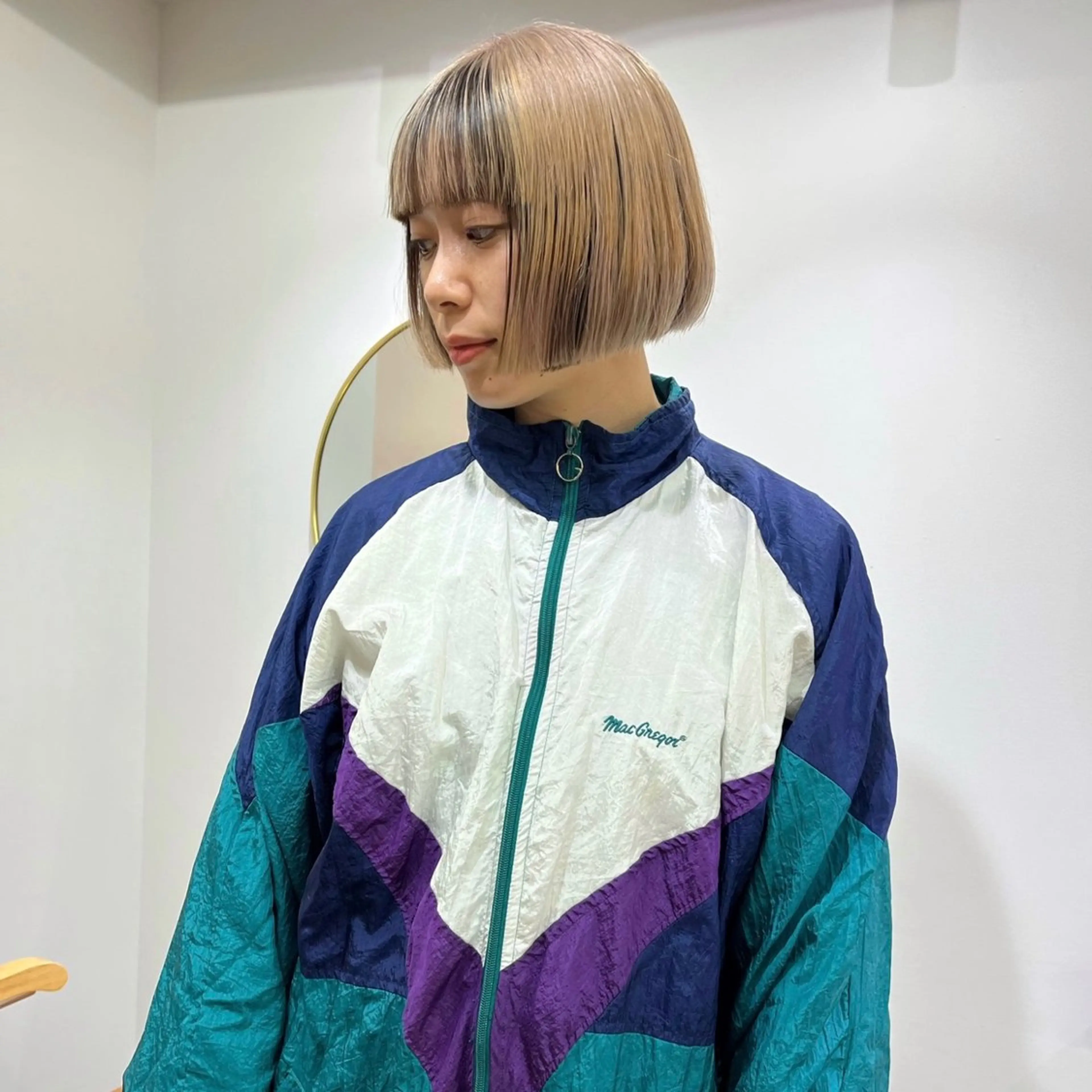 ショート カラー ハイトーン/心斎橋/ honomiのヘアスタイル