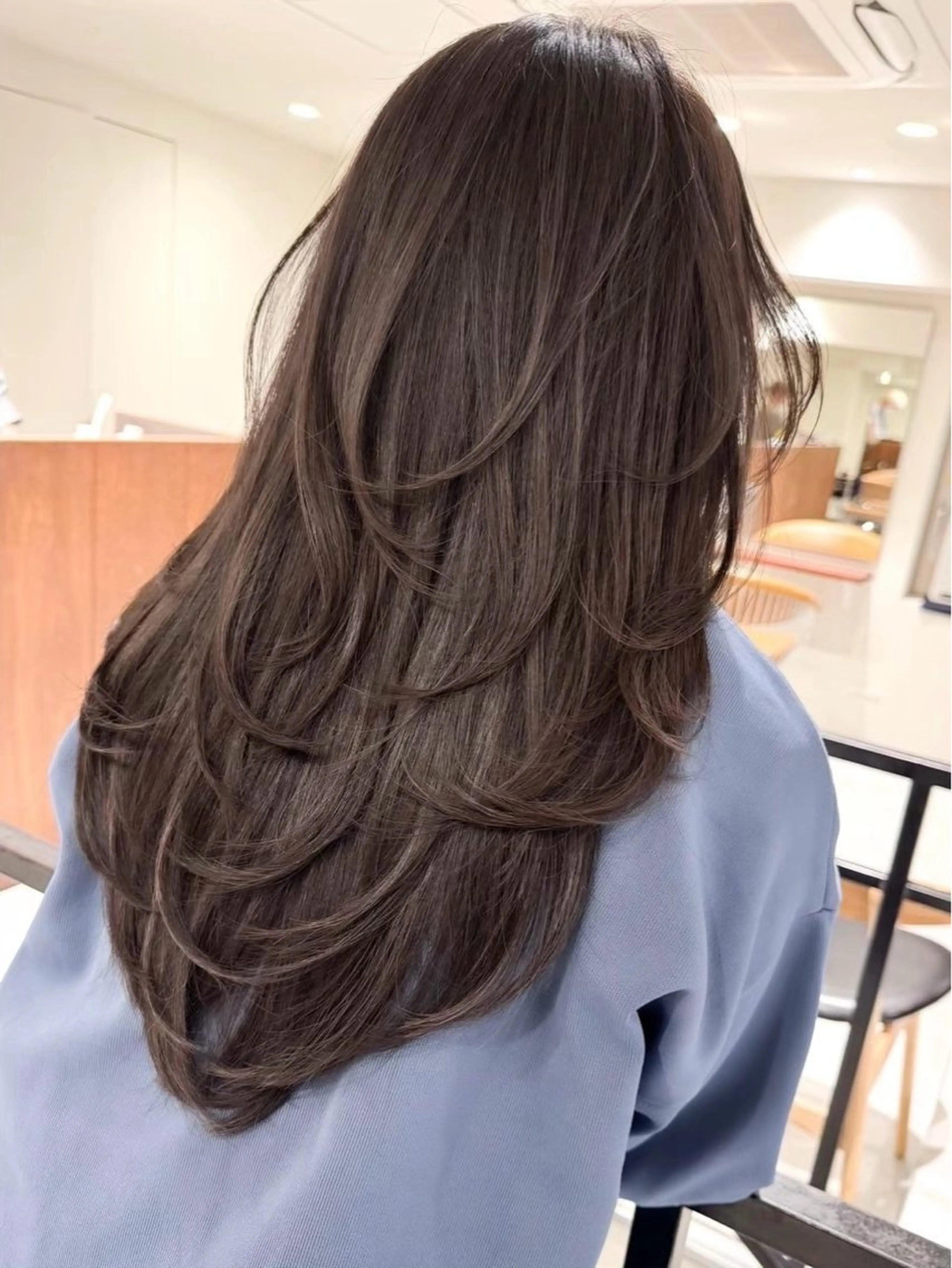 レイヤーカット＋トリートメントの写真
