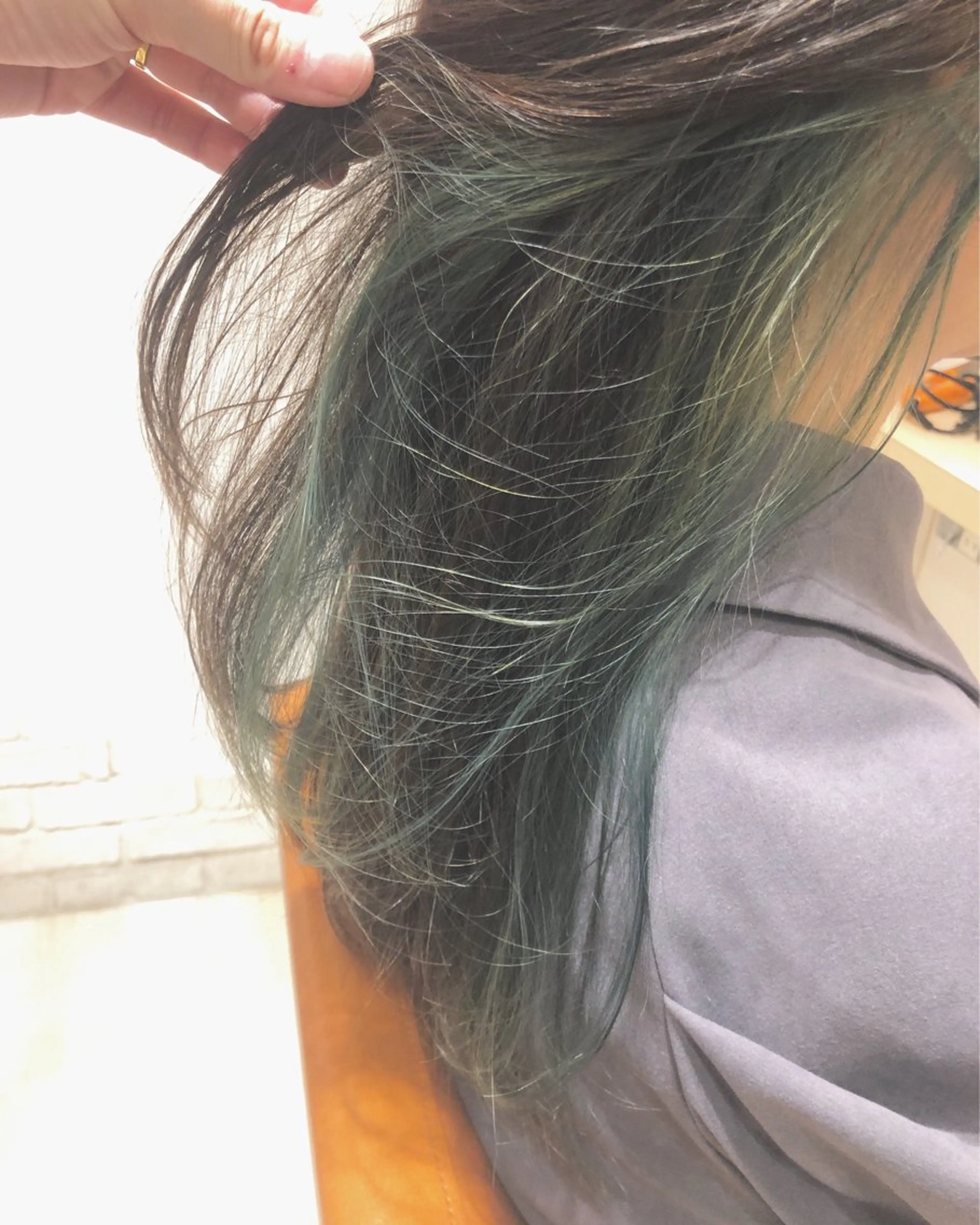 セミロング カラー パーマ ヘアアレンジ ダブルカラー グレージュ インナーカラー オリーブカラー オリーブグレージュ カット ヘアカラー トリートメント 【ツヤ髪美容師】 ツダケイスケのヘアスタイル