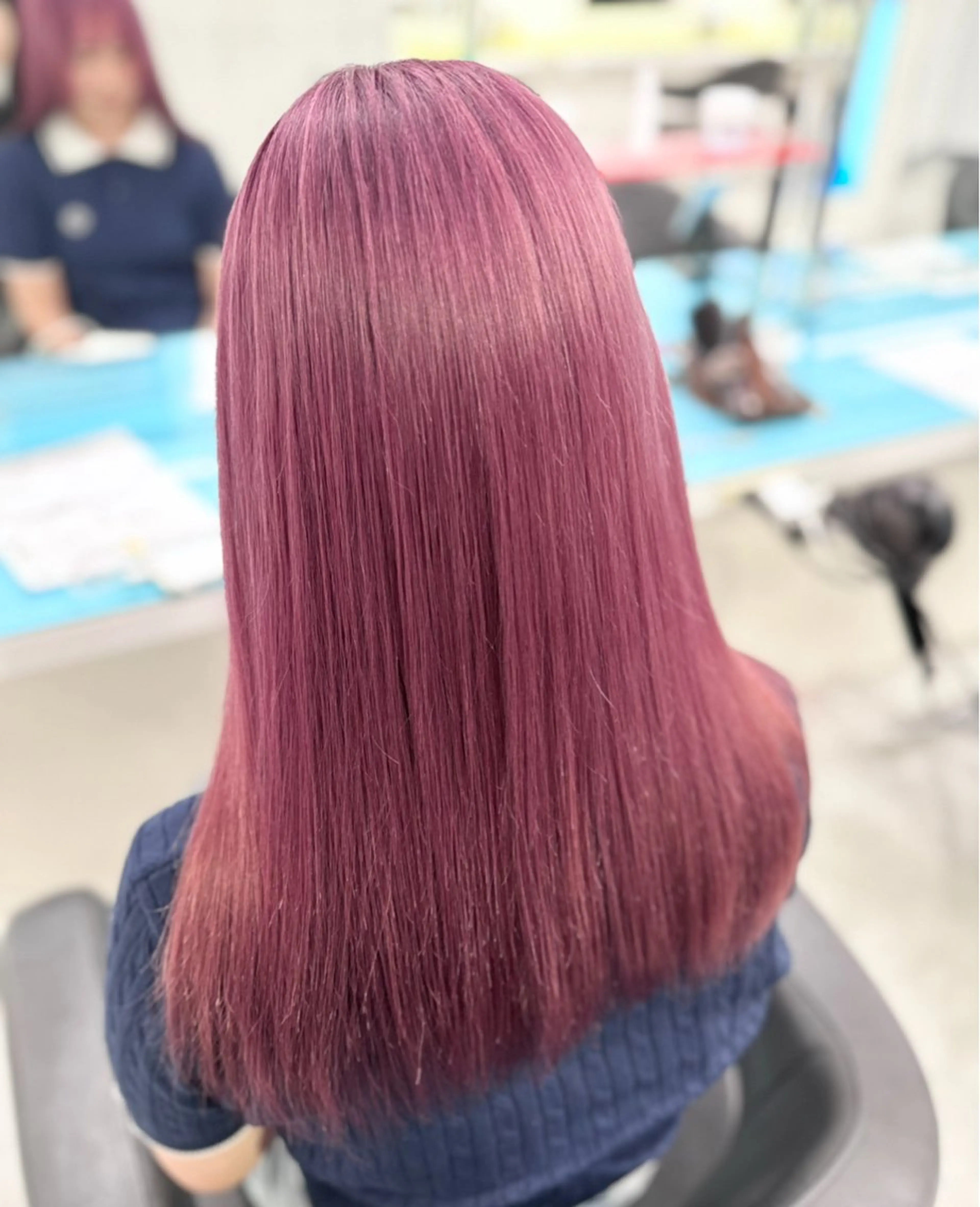 セミロング カラー ヘアアレンジ 透明感カラー ピンクカラー 🩵ダメージレス艶感 ハイトーン🩷のヘアスタイル