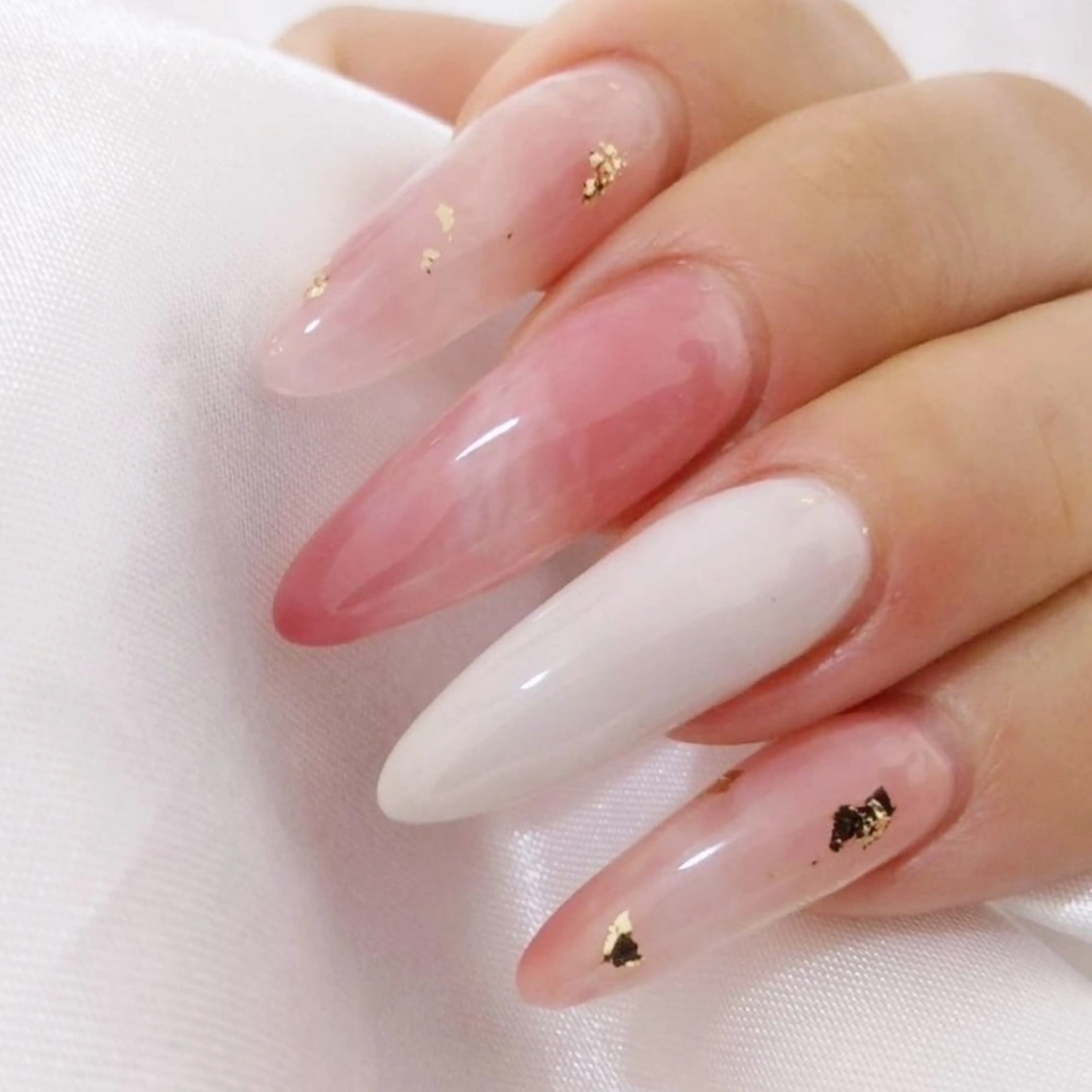 ネイル ハンドネイル Éva nail salon所属・Éva MARIのネイルデザイン