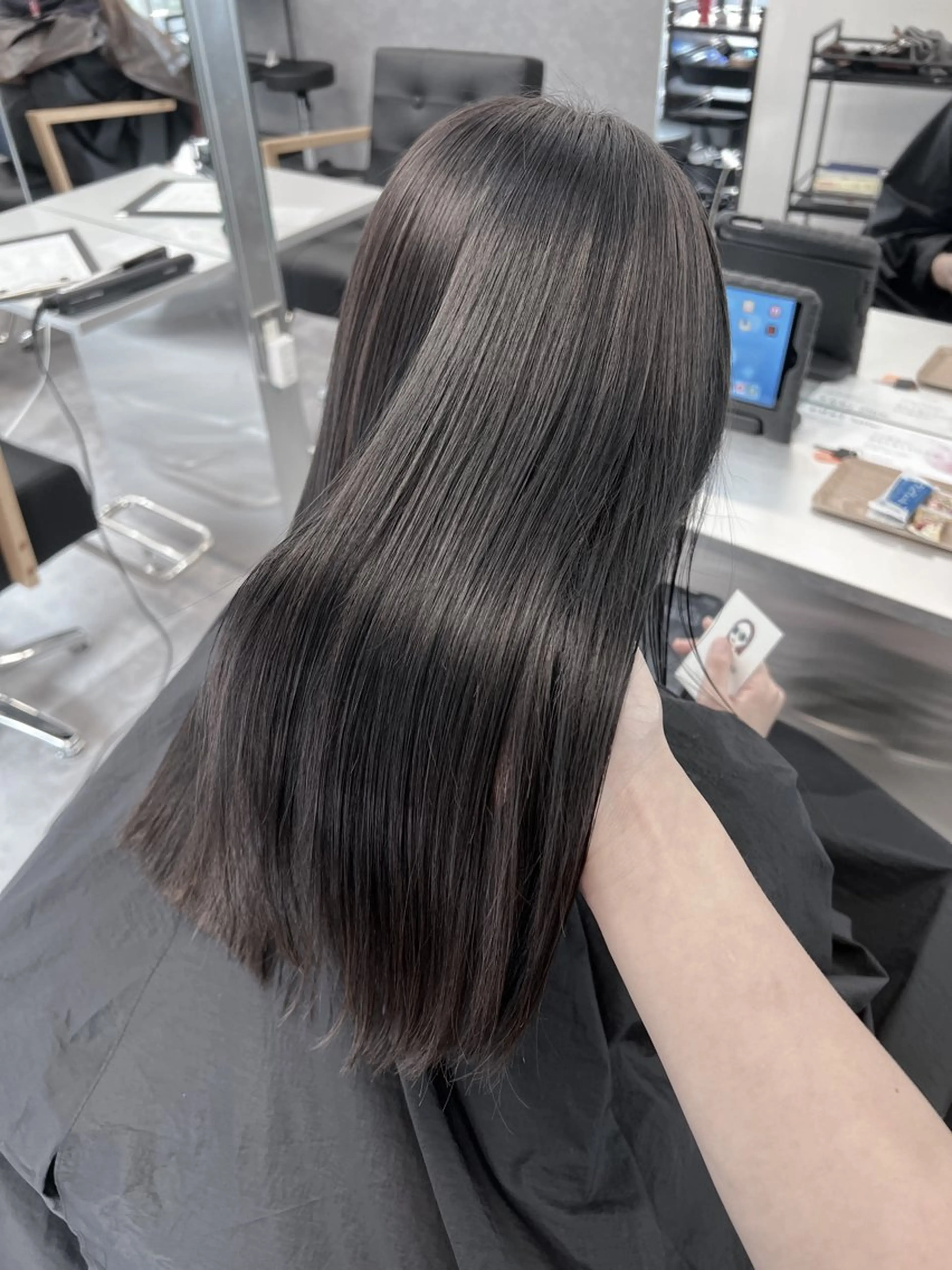ロング ヘアカラー トリートメント 中井 一葉のヘアスタイル