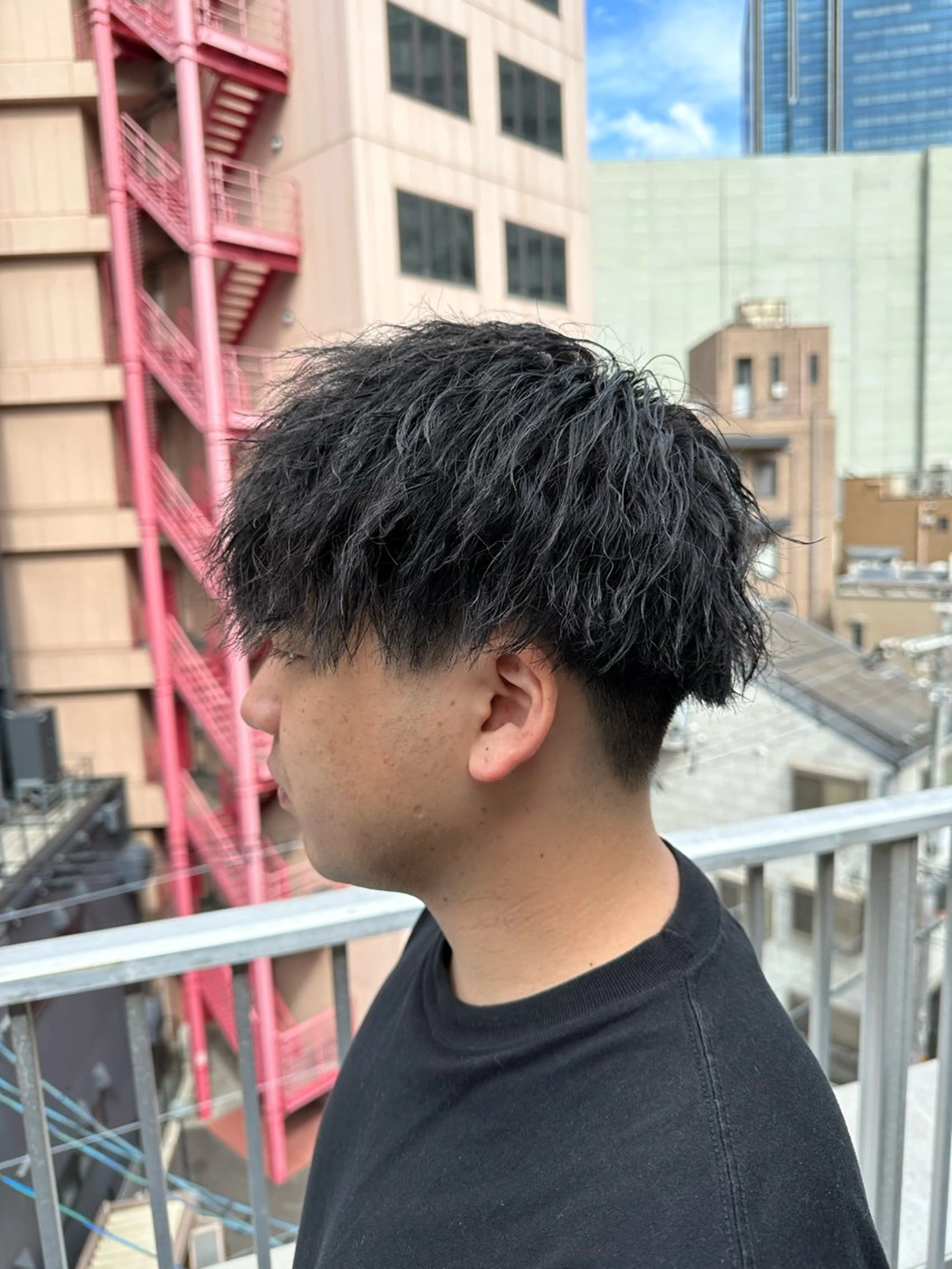 パーマ メンズ アップバング マッシュ メンズパーマ メンズツイストパーマ ツイストスパイラルパーマ 心斎橋本町メンズ 美容師ユースケのヘアスタイル