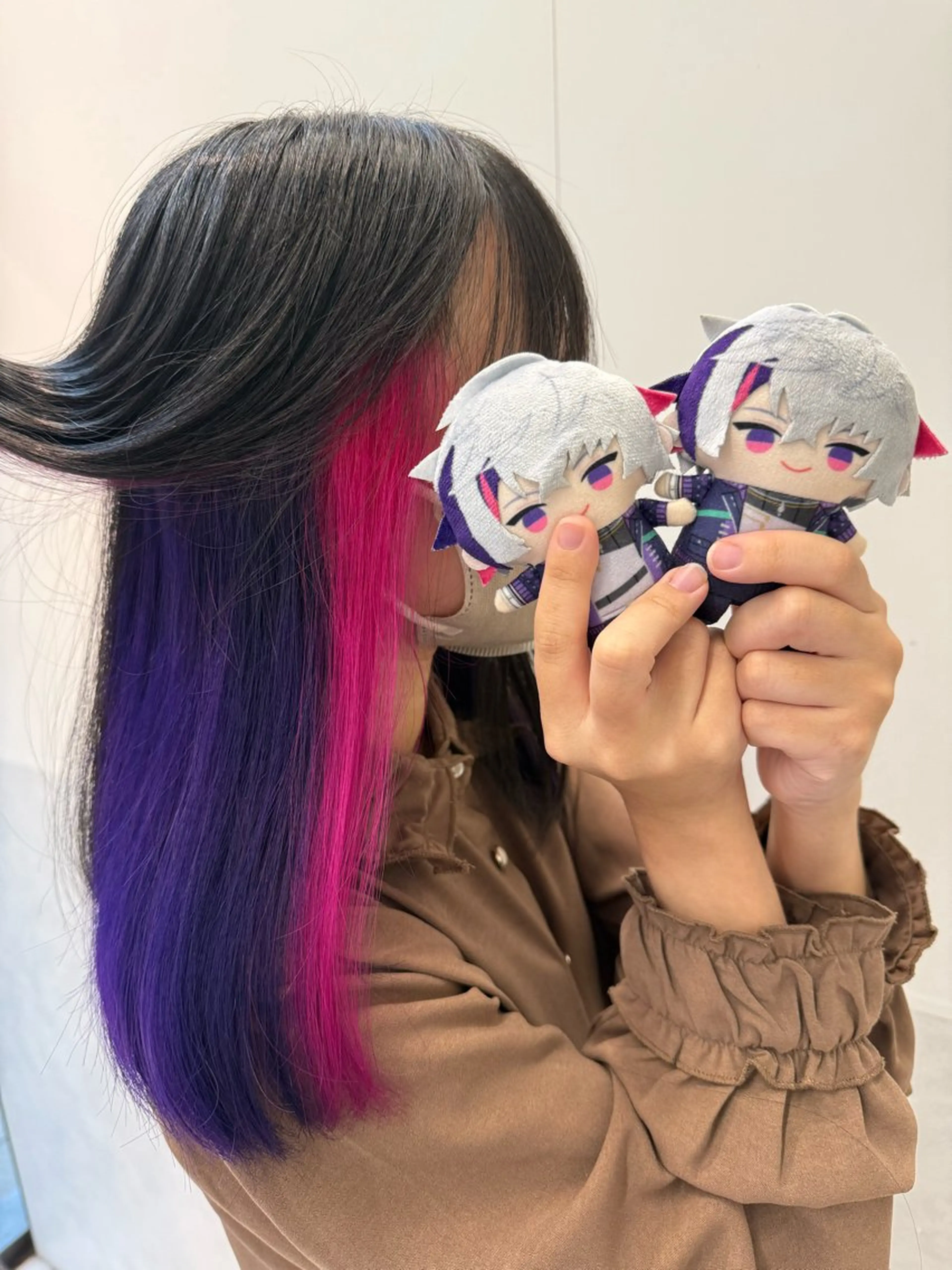 ロング カラー ブリーチ ケアブリーチ ダブルカラー インナーカラー ラベンダーカラー ヘアカラー インナーカラー/推し ウルフ/アニメカラーのヘアスタイル