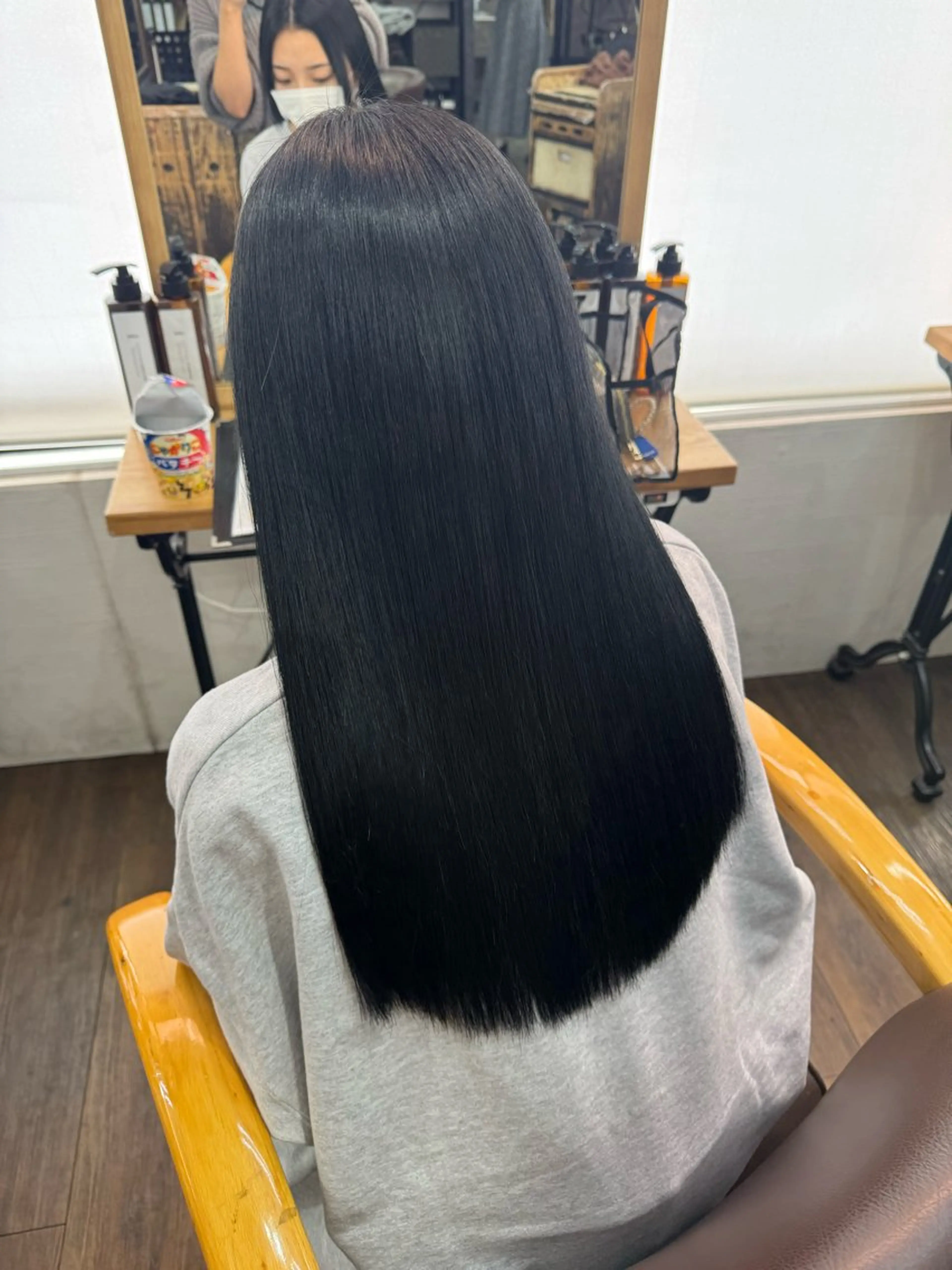 ロング 田子🦋ハイトーン 🫐耳つぼジュエリーのヘアスタイル