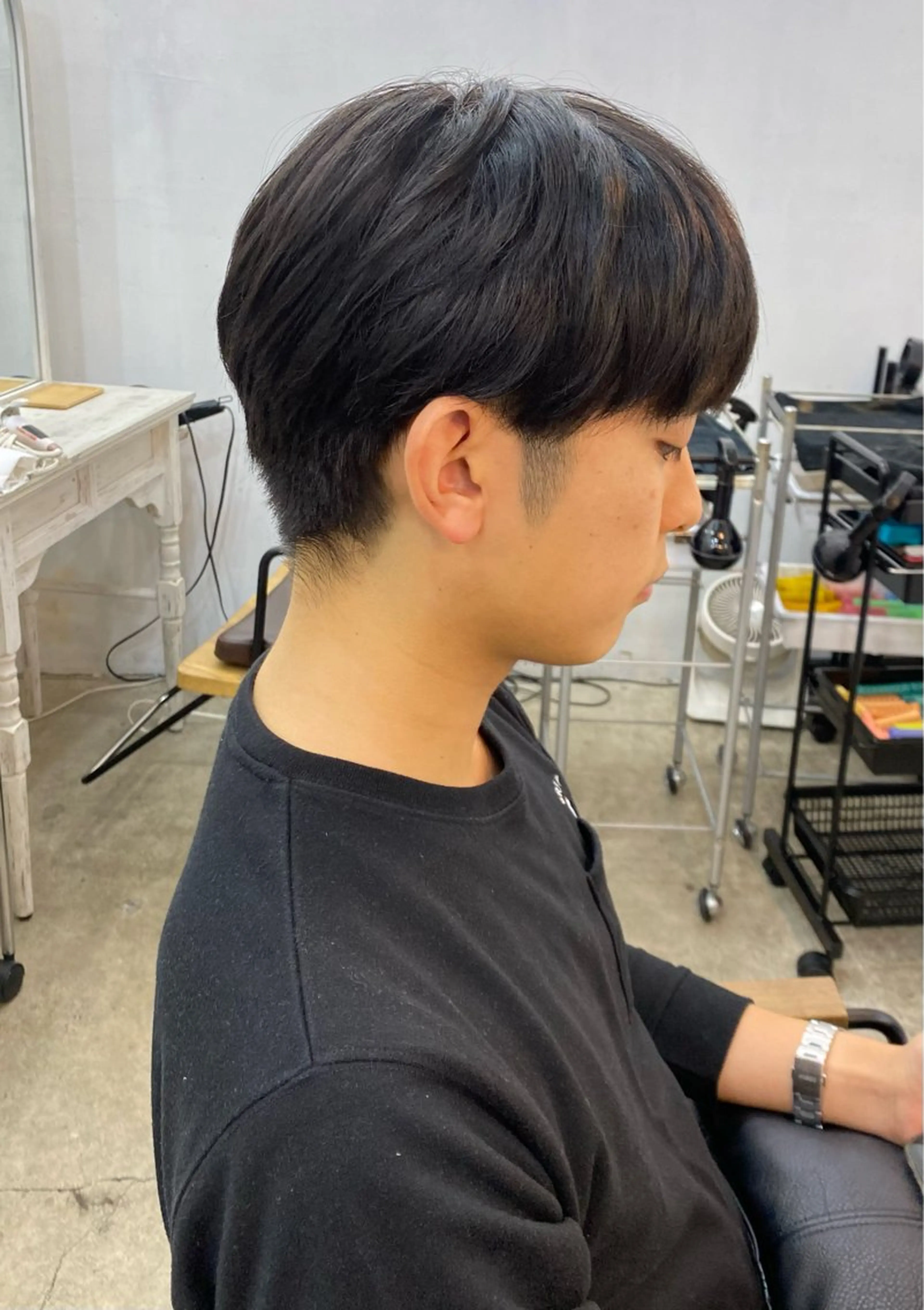 メンズ マッシュ 刈り上げ 志賀 あずみのヘアスタイル