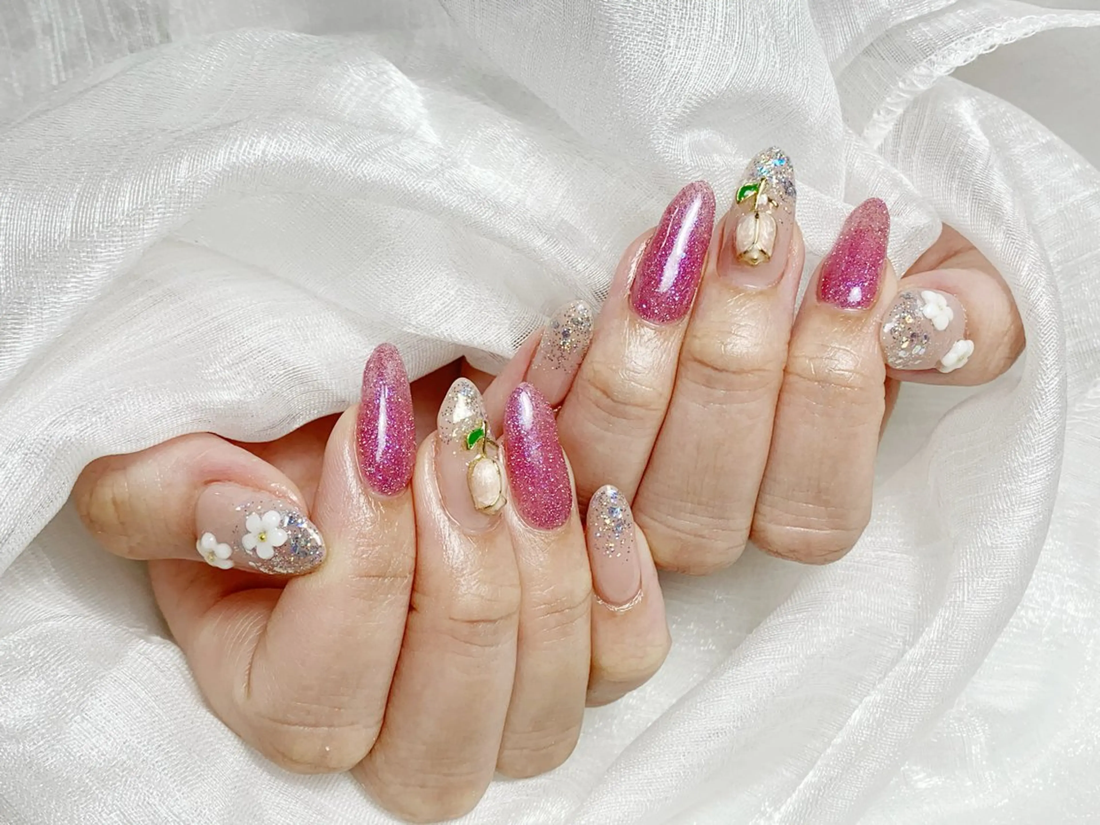 ネイル U·Mi nail salon所属・U·Mi 上野御徒町容のネイルデザイン