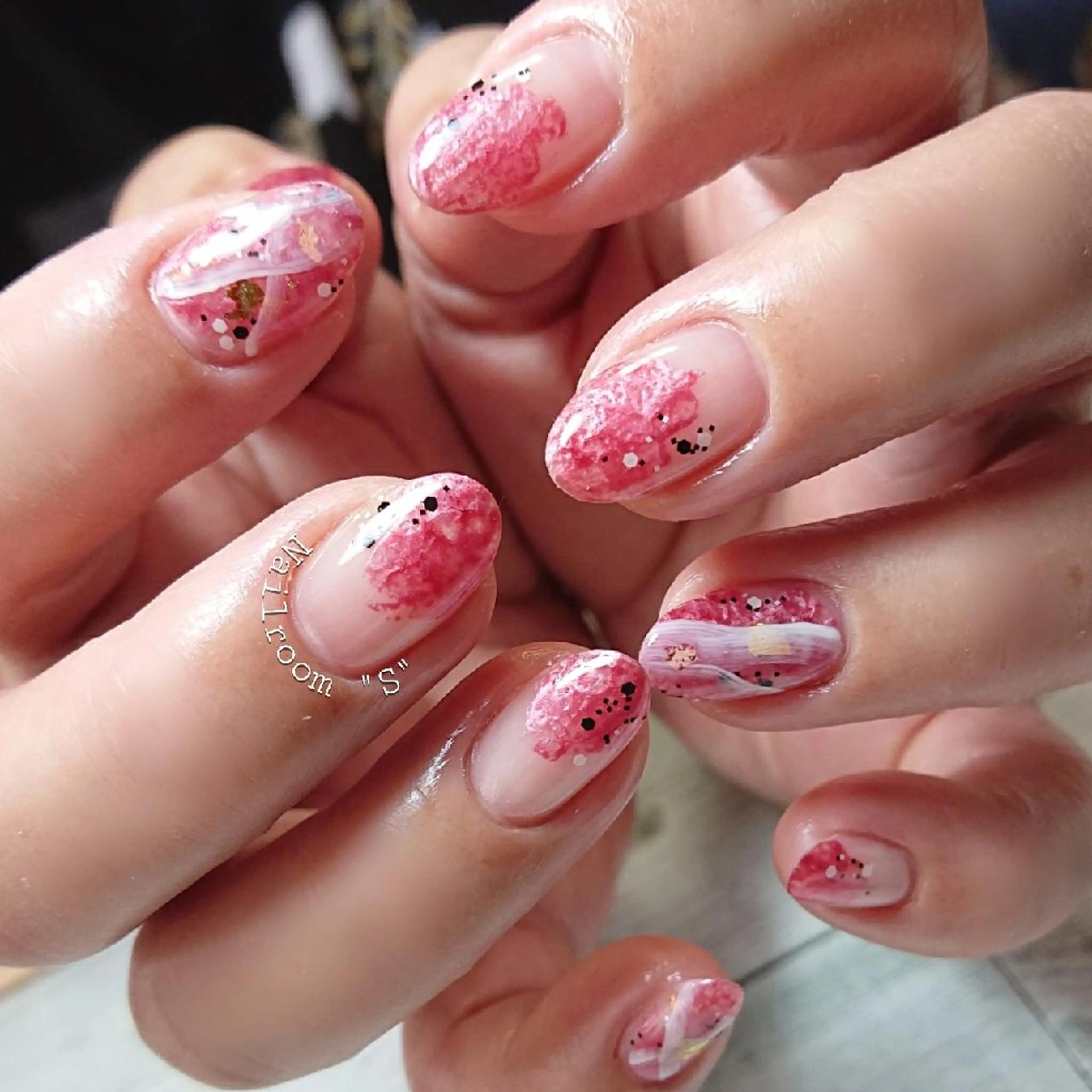 ネイル アートネイル ラメ(グリッター) ニュアンスネイル Nail room  "S"  SAKAIのネイルデザイン