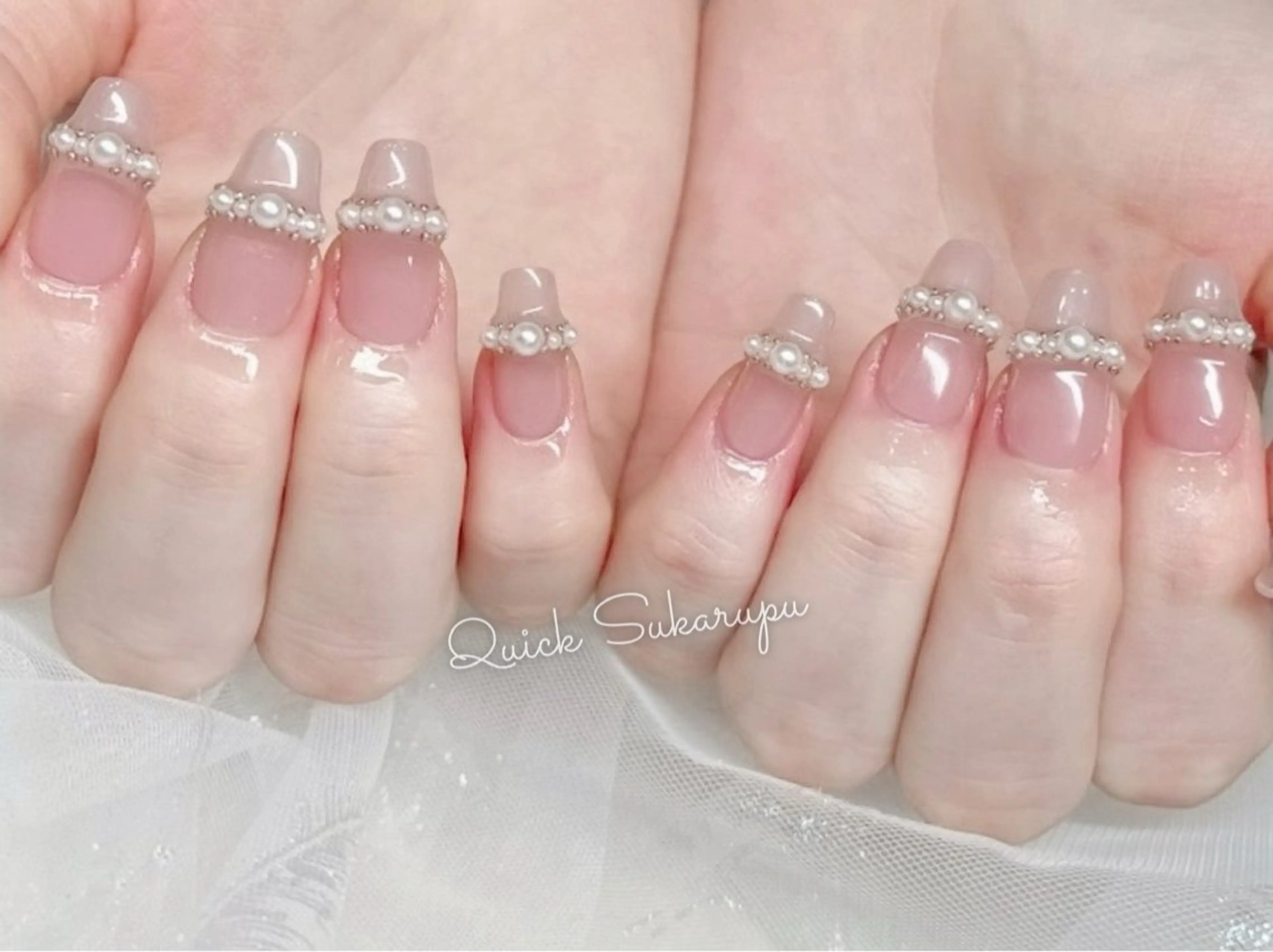 ミディアム ハンドネイル Quick Sukarupu 高田馬場店所属・Quick Sukarupuのネイルデザイン