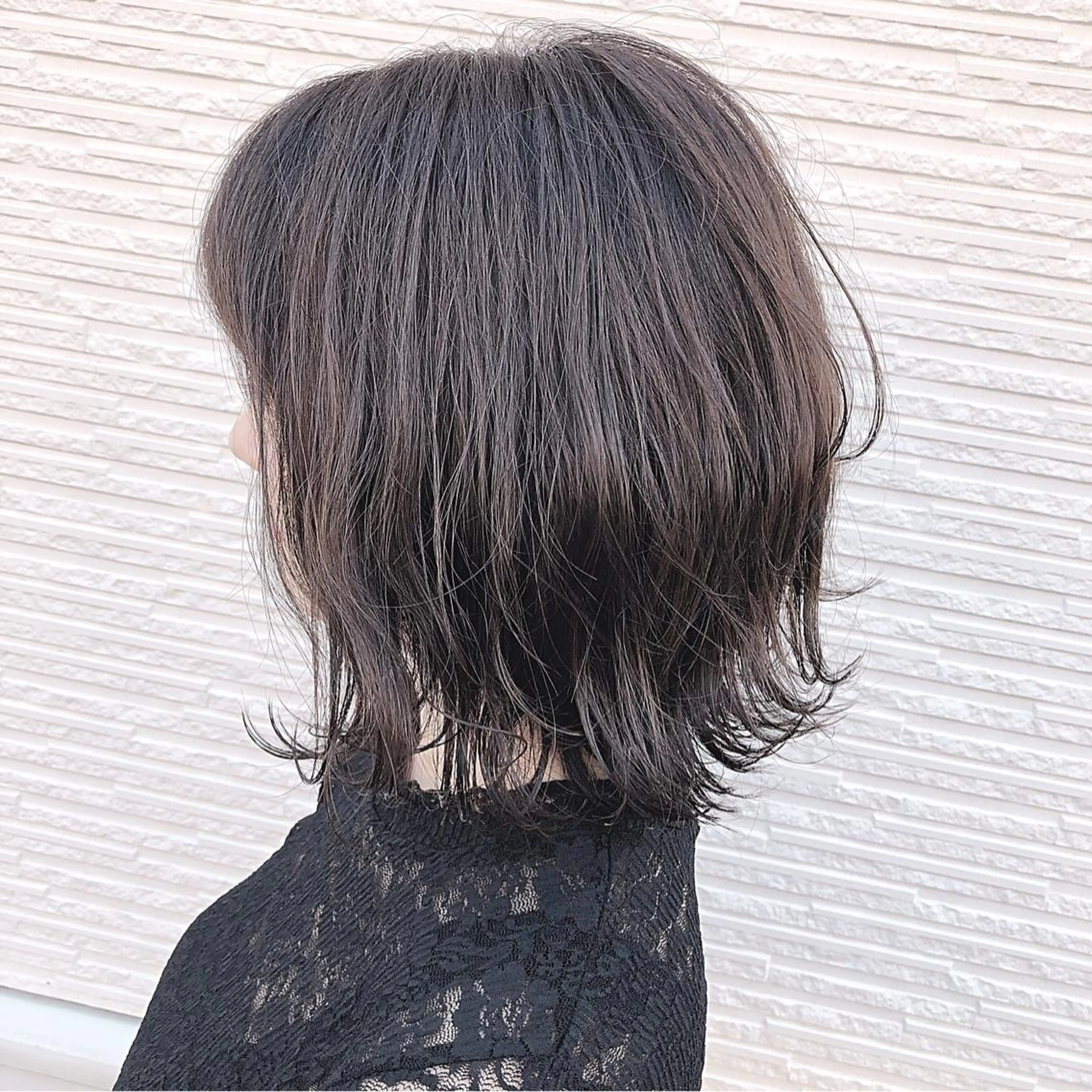 ミディアム カラー アクアカラー カット ヘアカラー トリートメント 名畑 裕貴のヘアスタイル