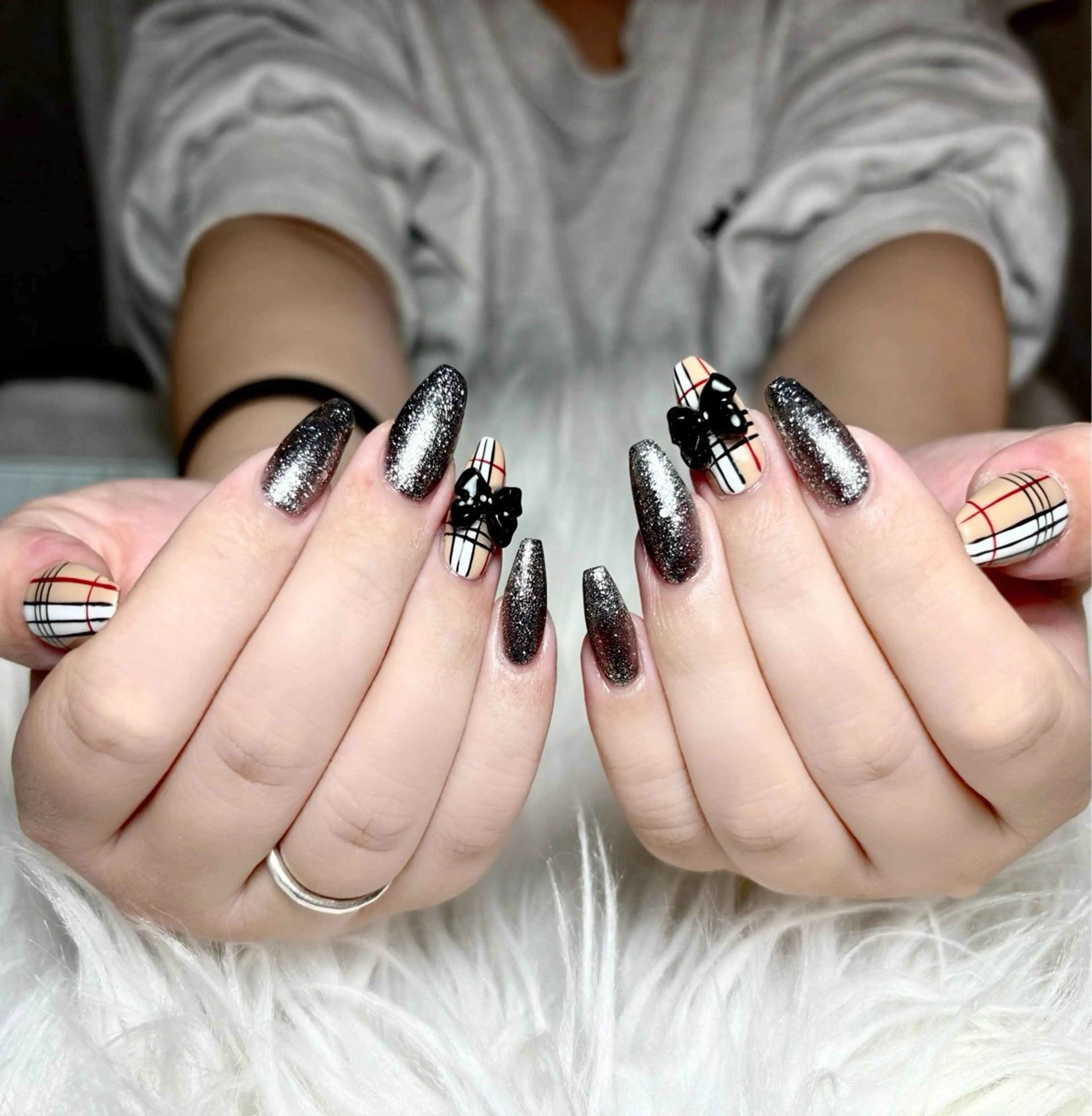 ネイル ハンドネイル ハンドケア Hi Beauty 渋谷(ネイル、ハイパーナイフ6、脂肪れいきゃく、マッサージ&エステサロン)所属・Hi beauty 渋谷のネイルデザイン