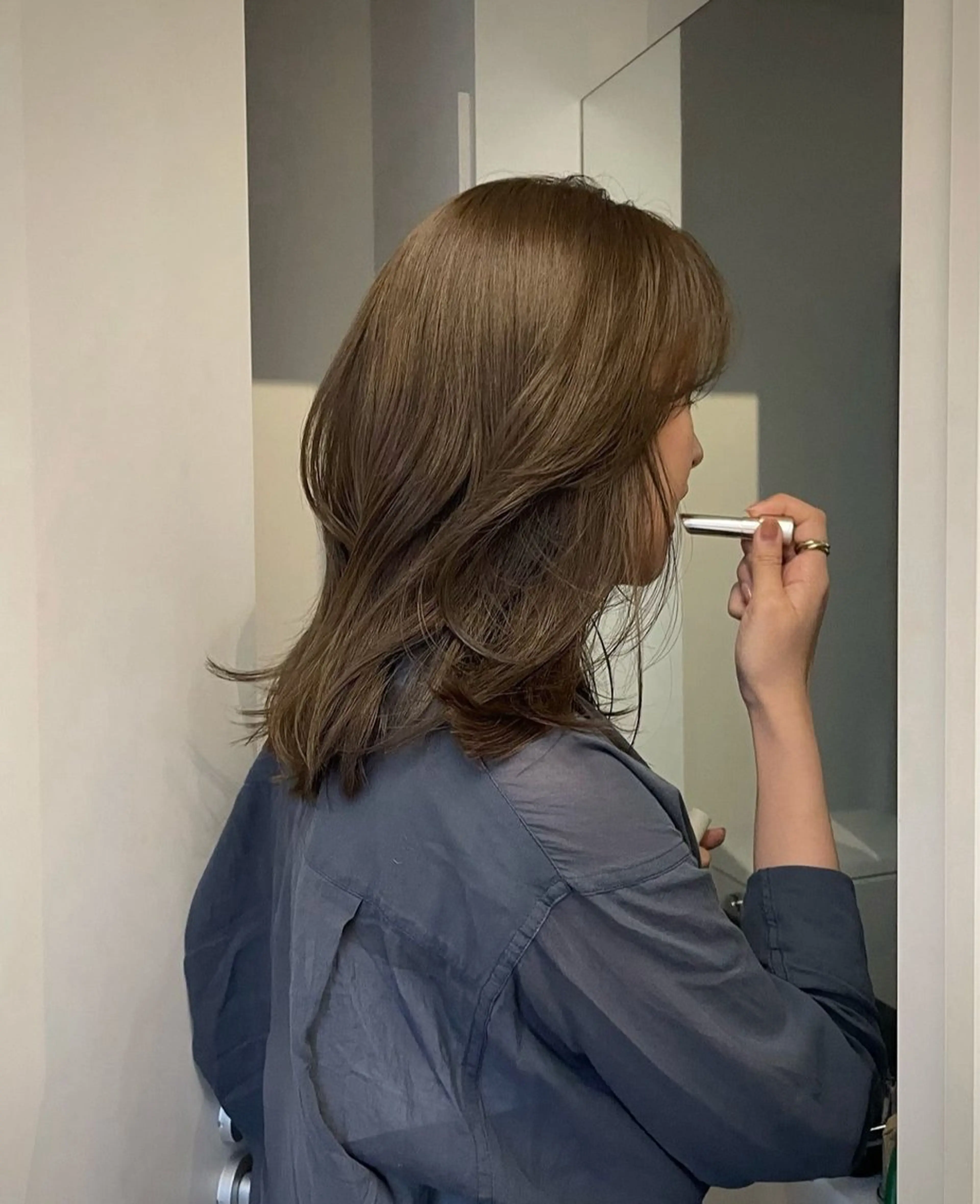 ミディアム カラー ベージュカラー ブリーチ グレージュ ブリーチなしカラー 原宿/パーマ 🧺ユウマのヘアスタイル