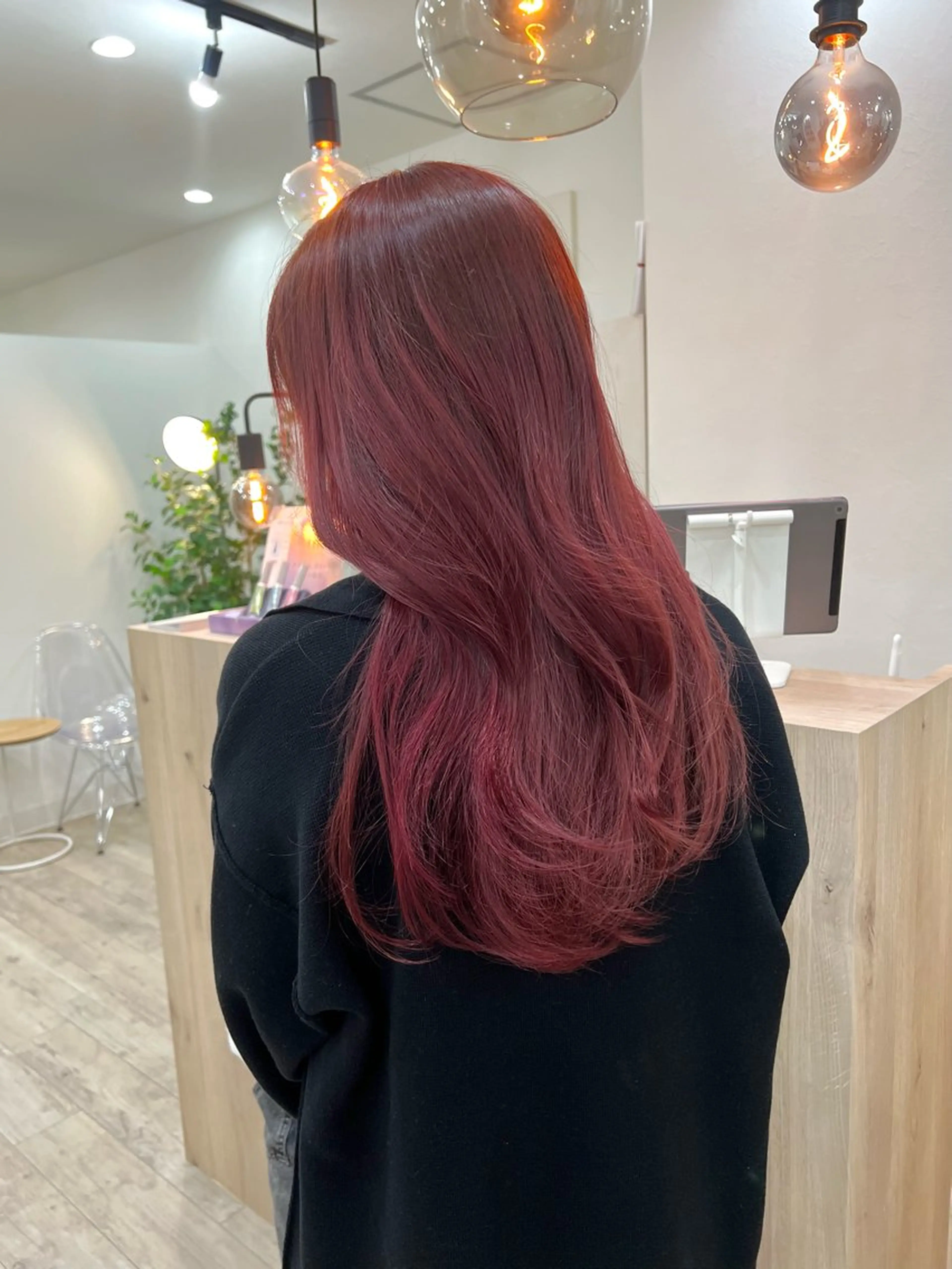 ロング カラー ヘアカラー TOKI mahoのヘアスタイル