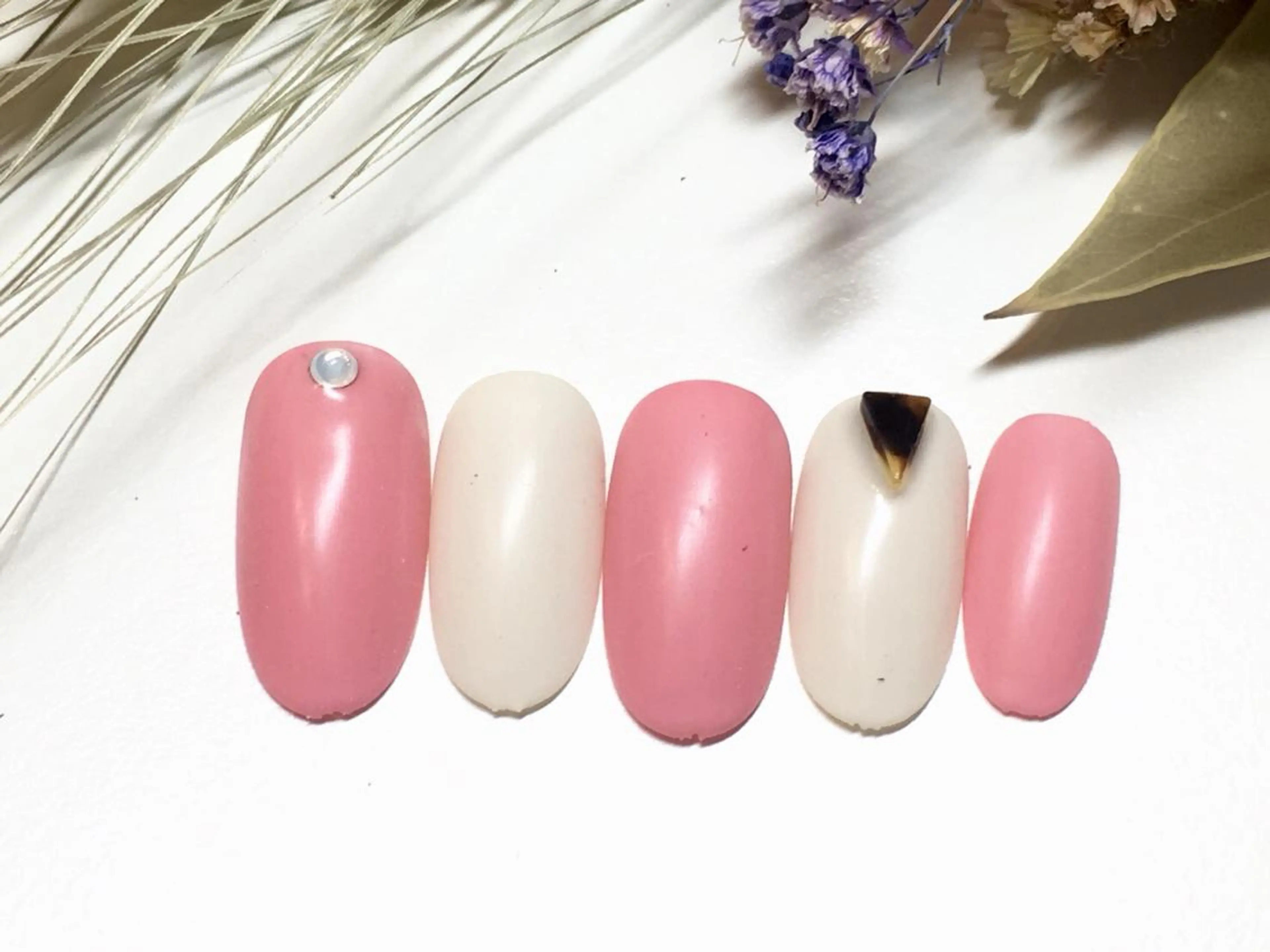 ネイル Aubel.nord_nail所属・Aubel.nord オーベルノールのネイルデザイン