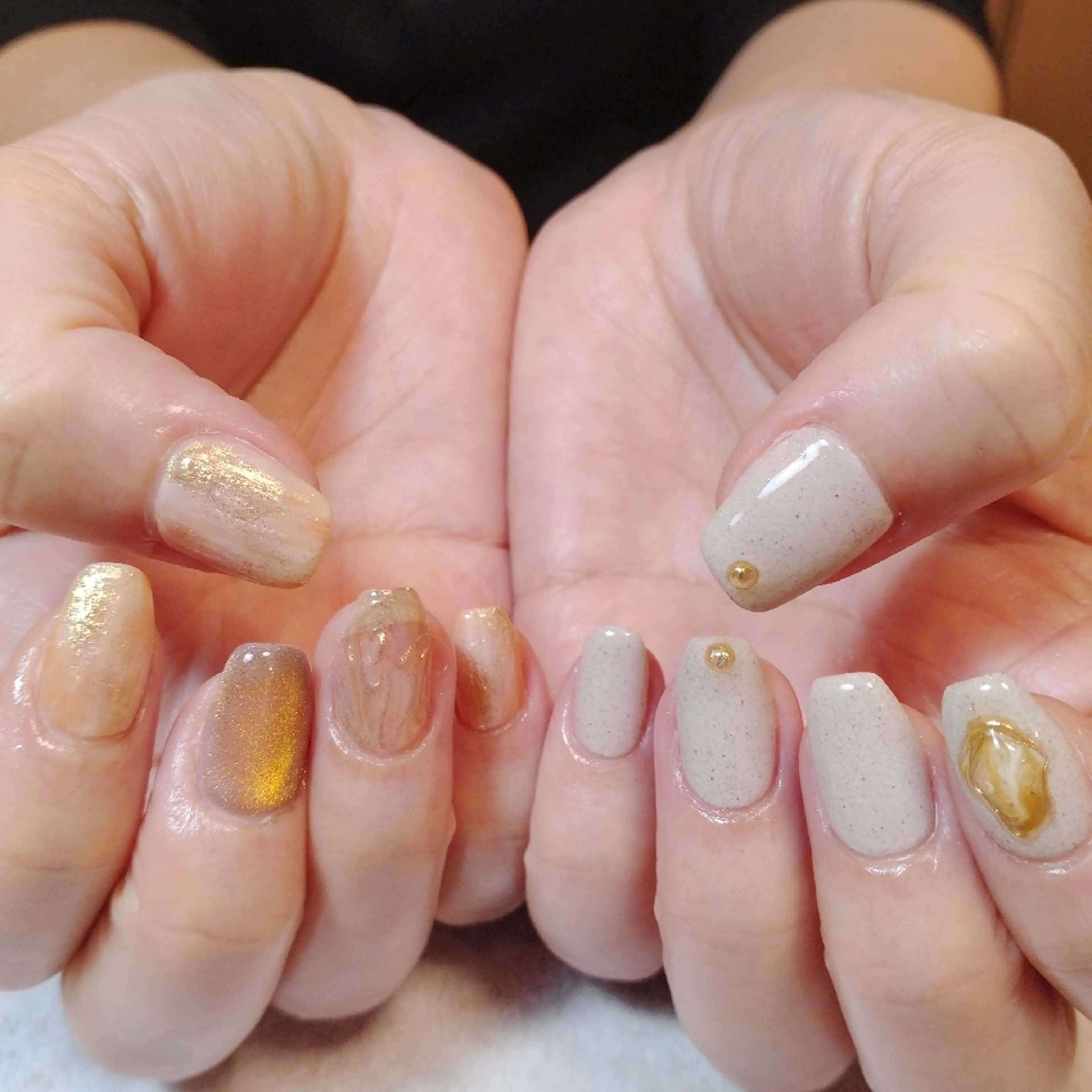 ネイル ジェルネイル マグネットネイル ニュアンスネイル パラジェル ハンドネイル Nailsalon manoのネイルデザイン