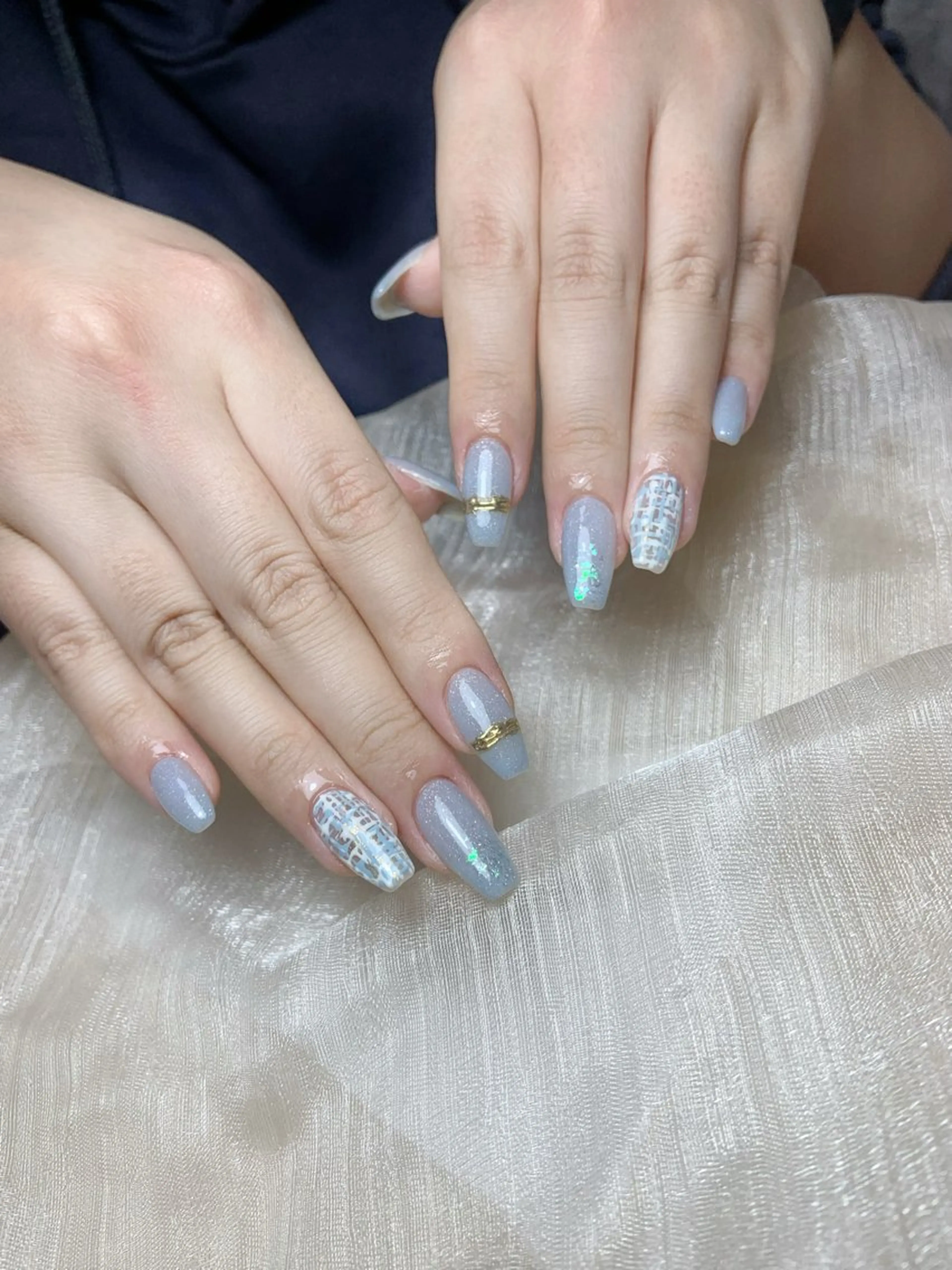 ネイル オーロラネイル チークネイル フレンチネイル ジェルネイル ガラスフレンチ ハンドネイル Nail Jolie所属・Nail Jolieのネイルデザイン