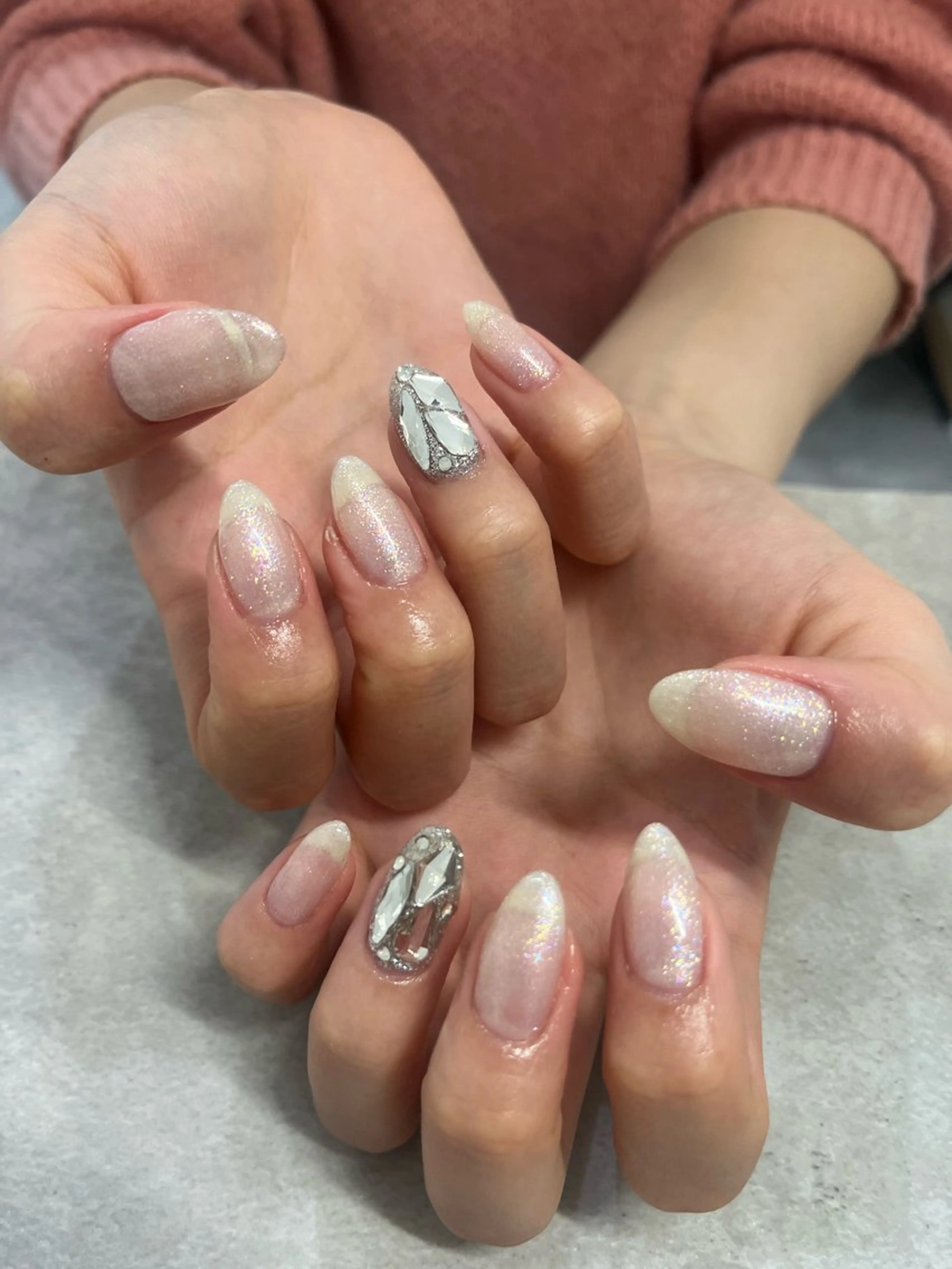 ネイル Ray. byCharmeのネイルデザイン