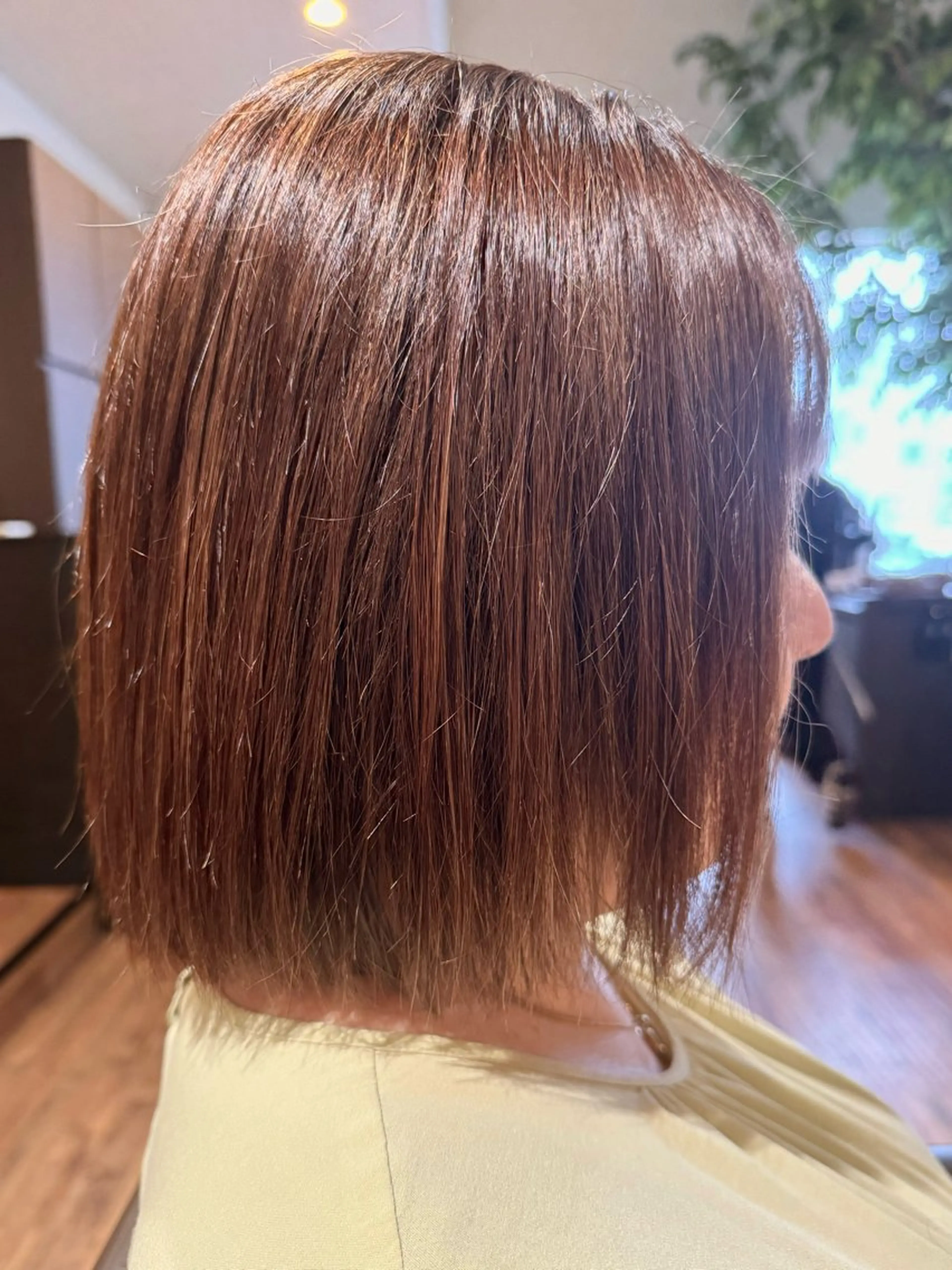 ミディアム カラー 顔周りカット 艶、デザインカラー KAORI🌼のヘアスタイル