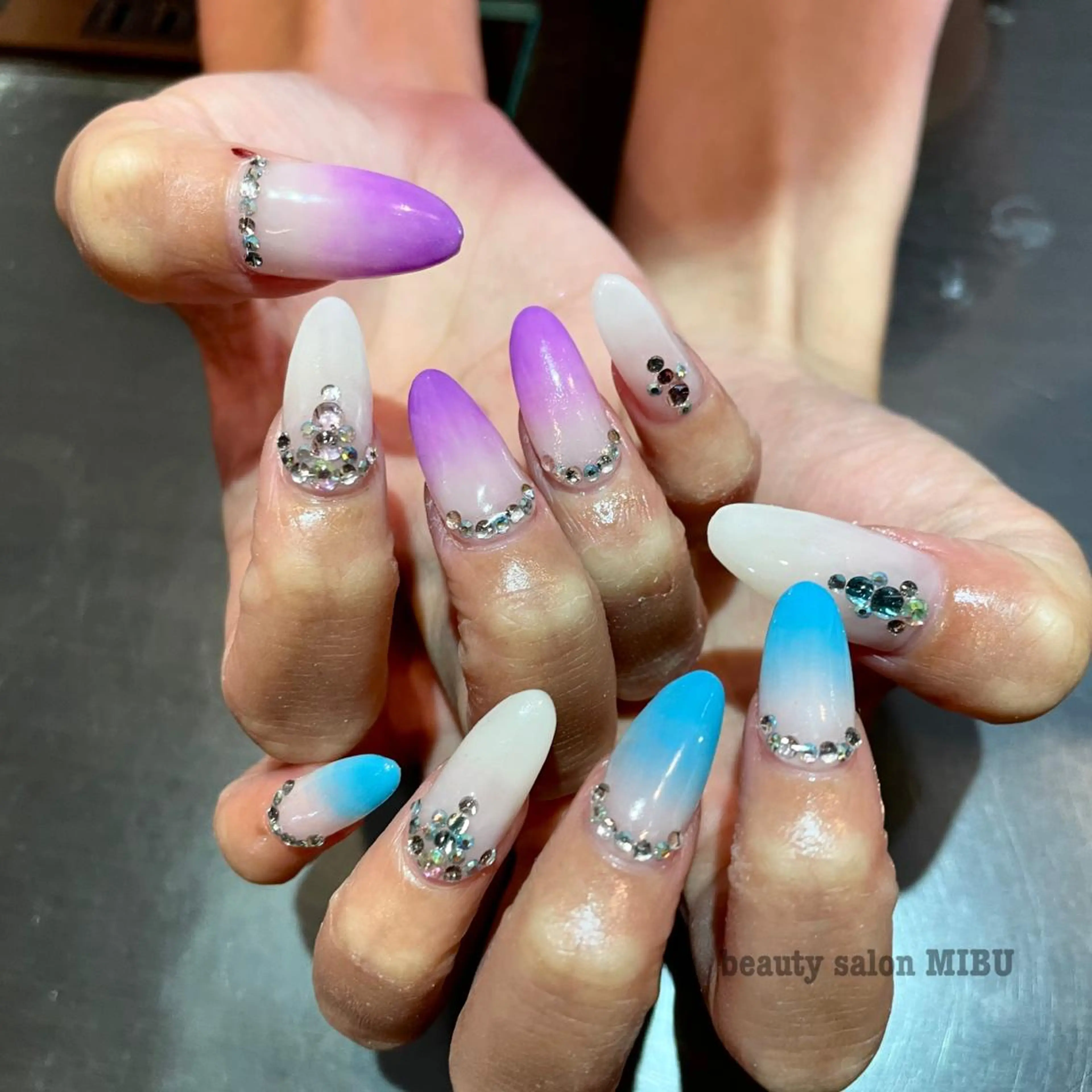 ネイル ハンドネイル Sunny.Roa fujiのネイルデザイン