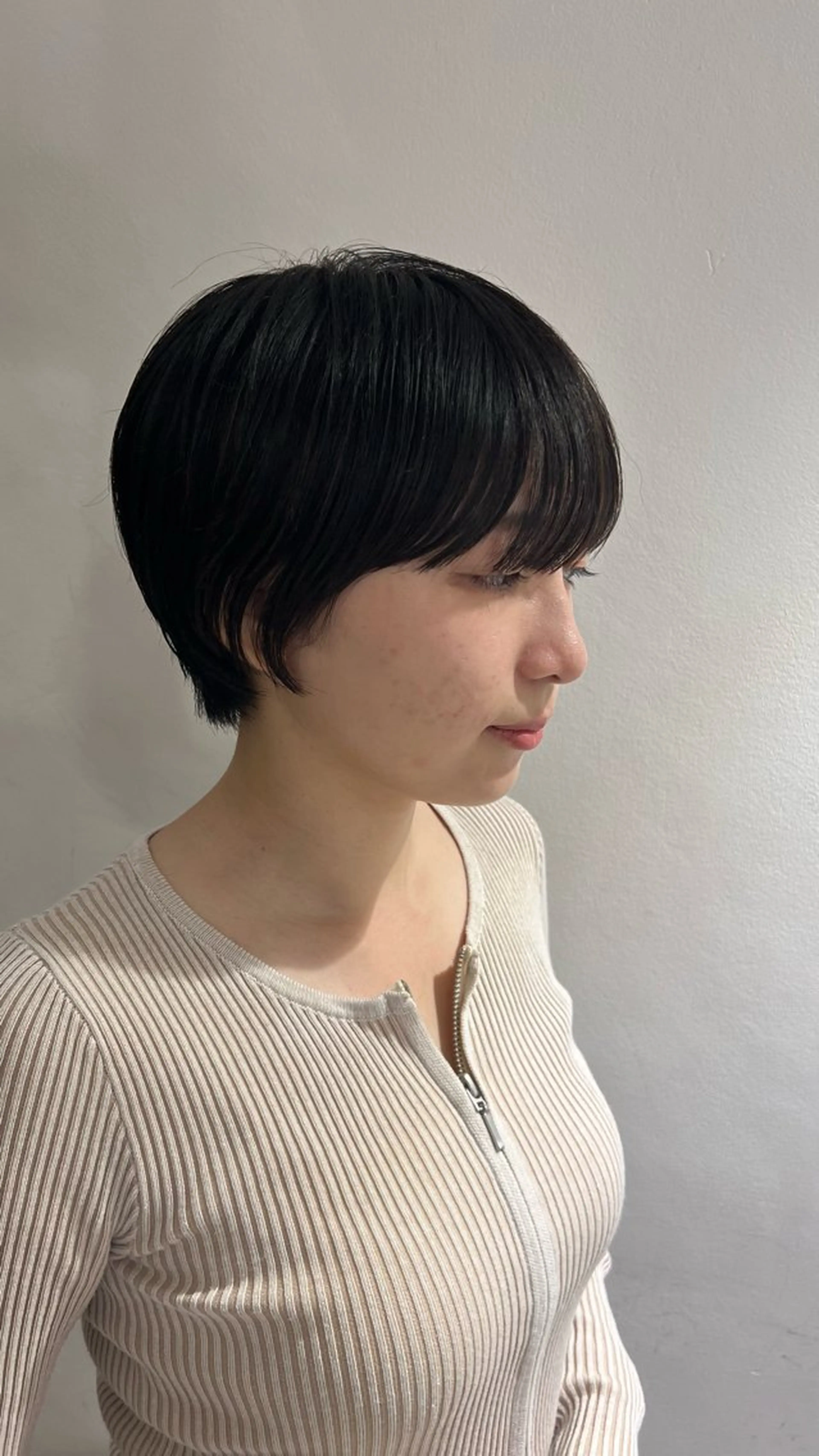 ショート BUZZ 自由が丘所属・ogura hitomiのヘアスタイル