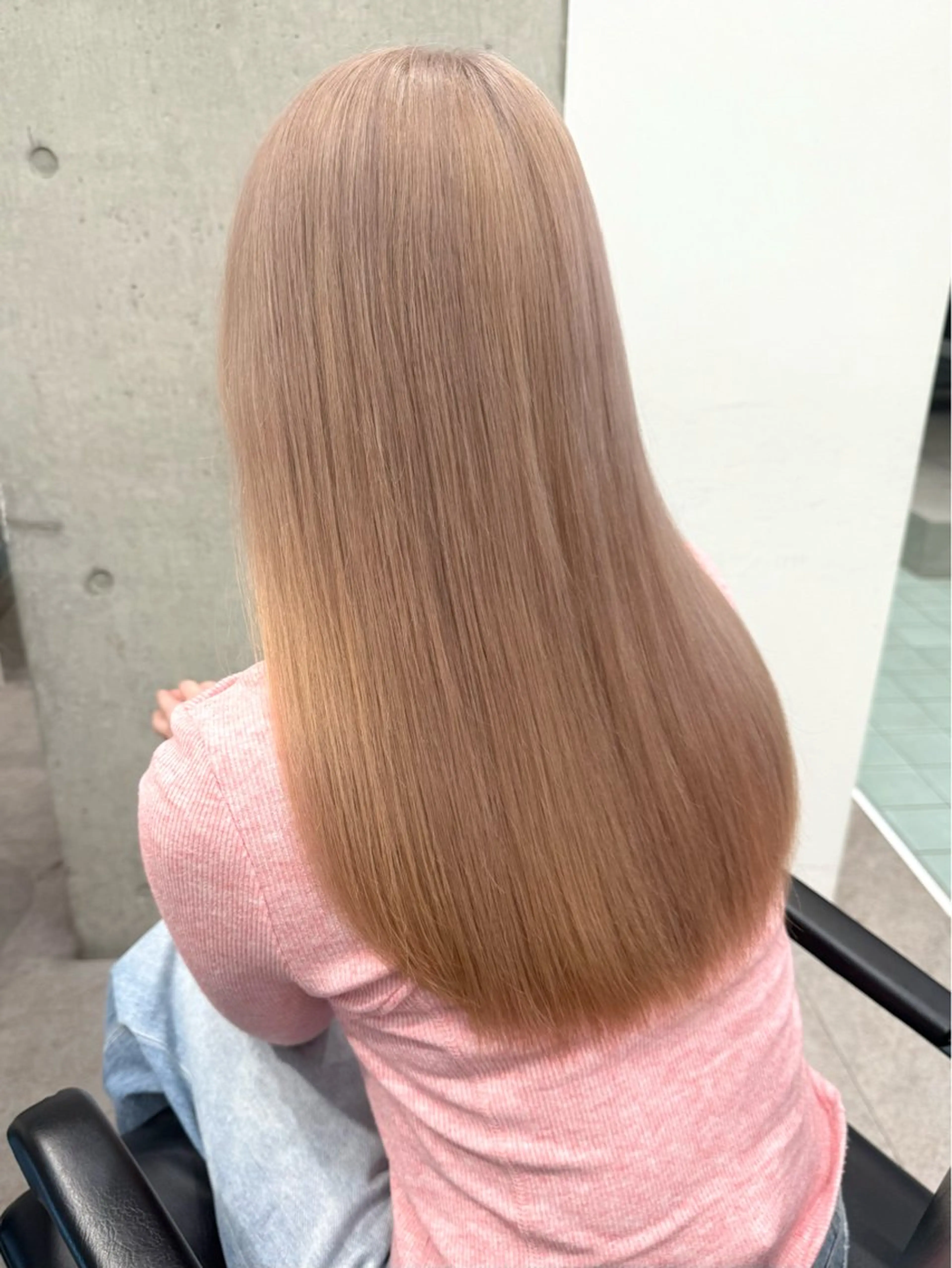 ロング ヘアカラー トリートメント cinq PROJECT所属・ハイトーン/ブリーチ 🐈‍⬛【Ryo】のヘアスタイル