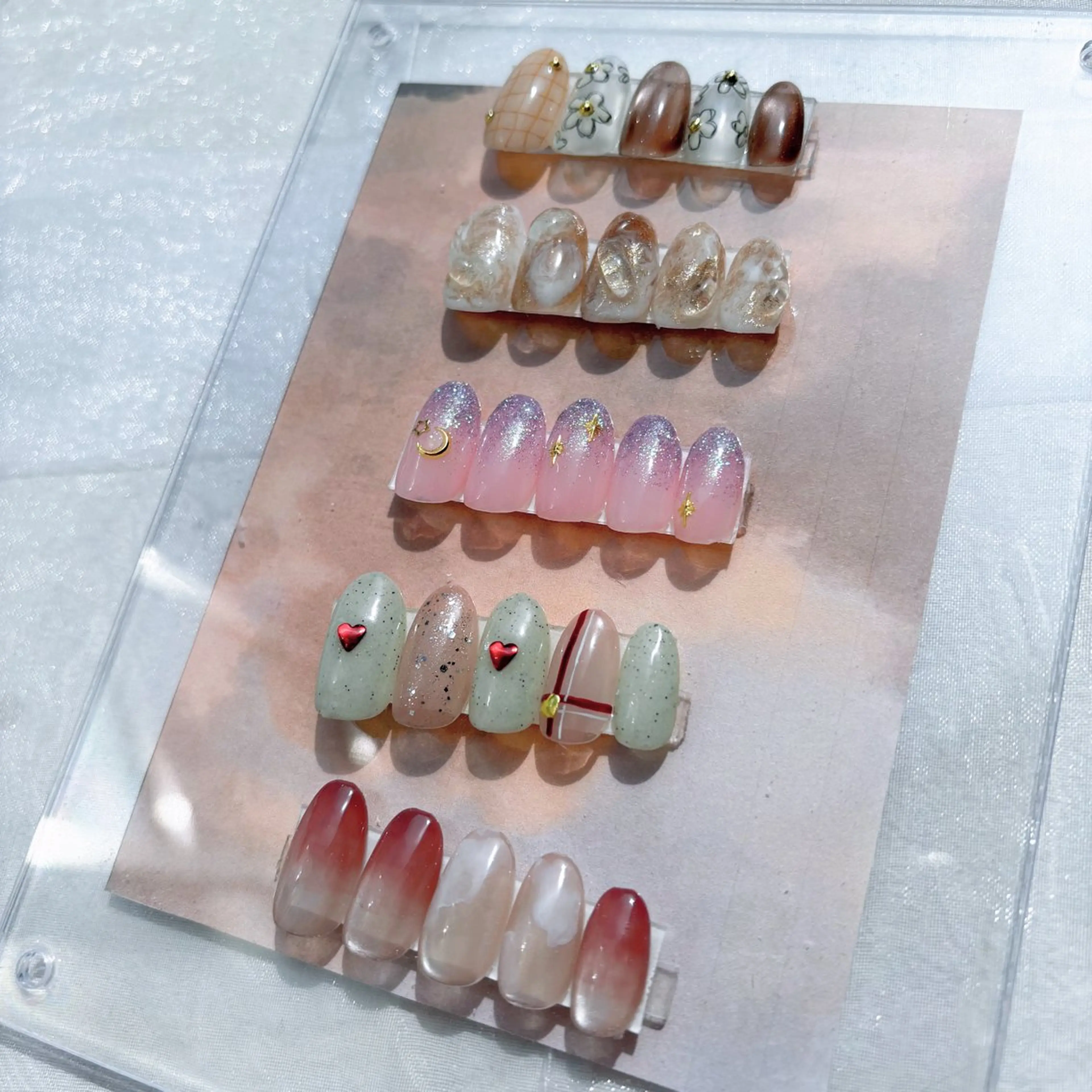 [オフあり]Autumn nail  🍂°̥࿐の写真