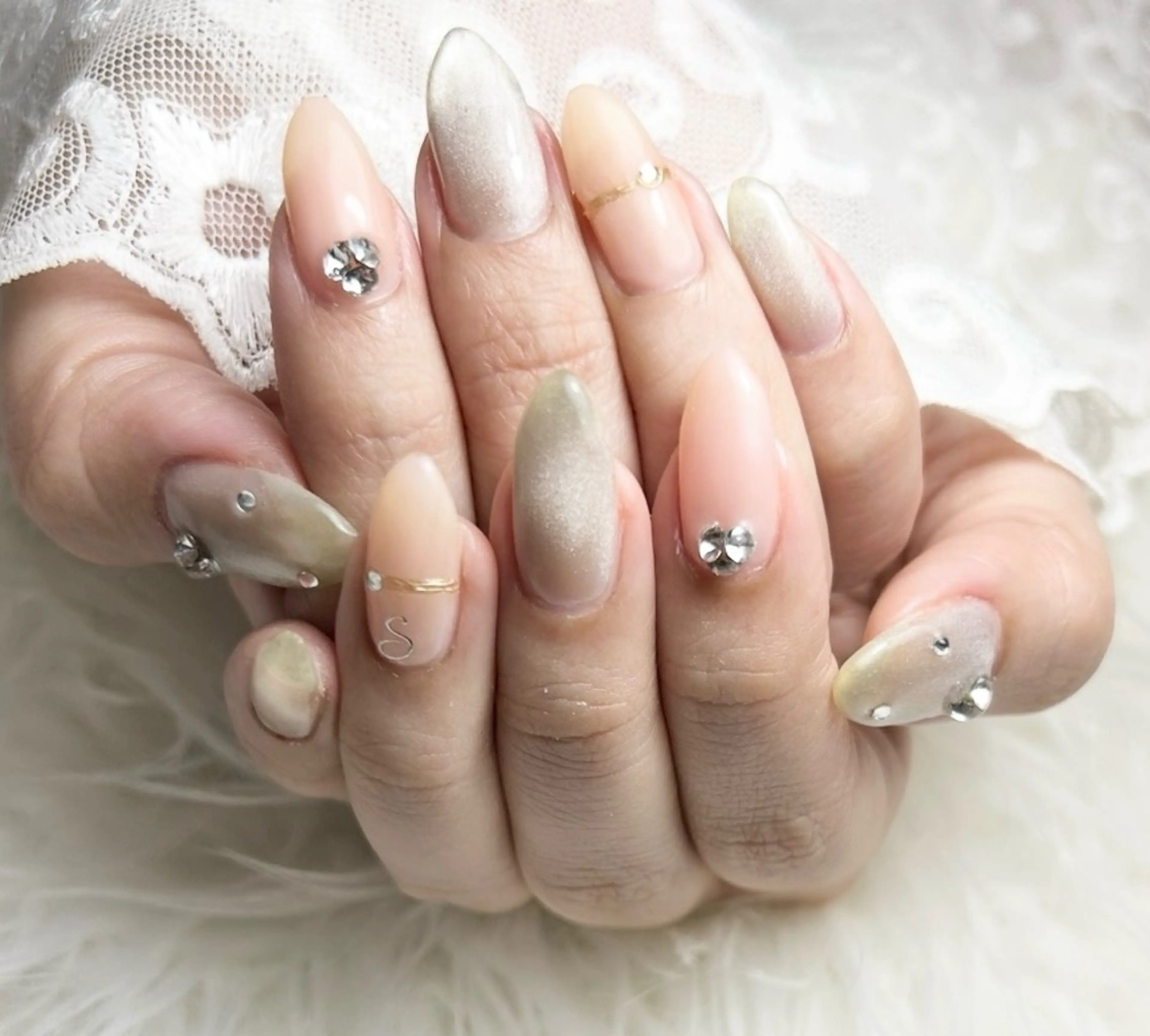 ネイル ストーンネイル ハンドネイル NAIL ENVYのネイルデザイン