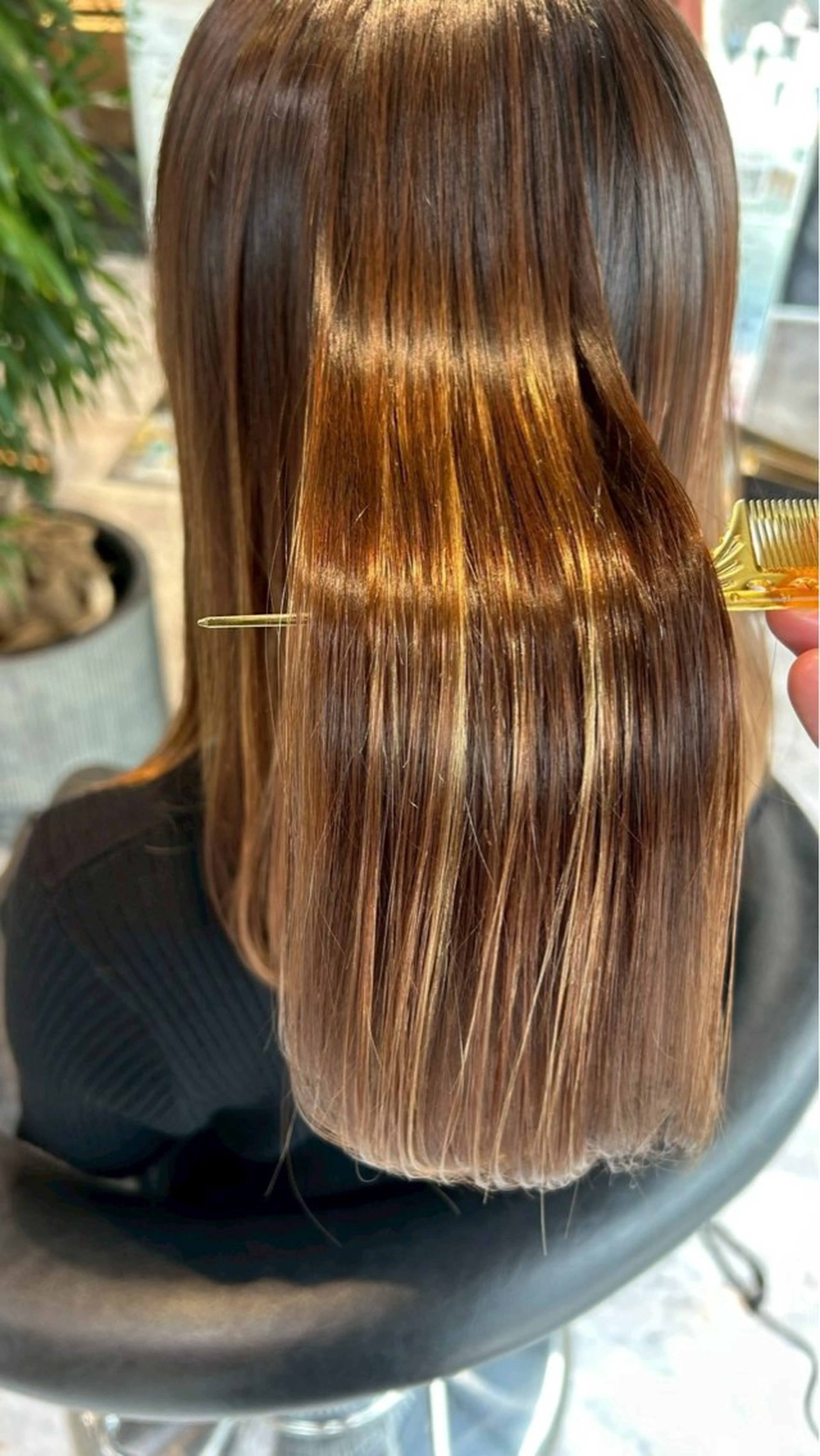 ロング ハイライト 髪質改善 トリートメント 酸性ストレート ヘアカラー 縮毛矯正 トリートメント 縮毛矯正/酸性ストレ ート/艶カラー/堅田のヘアスタイル