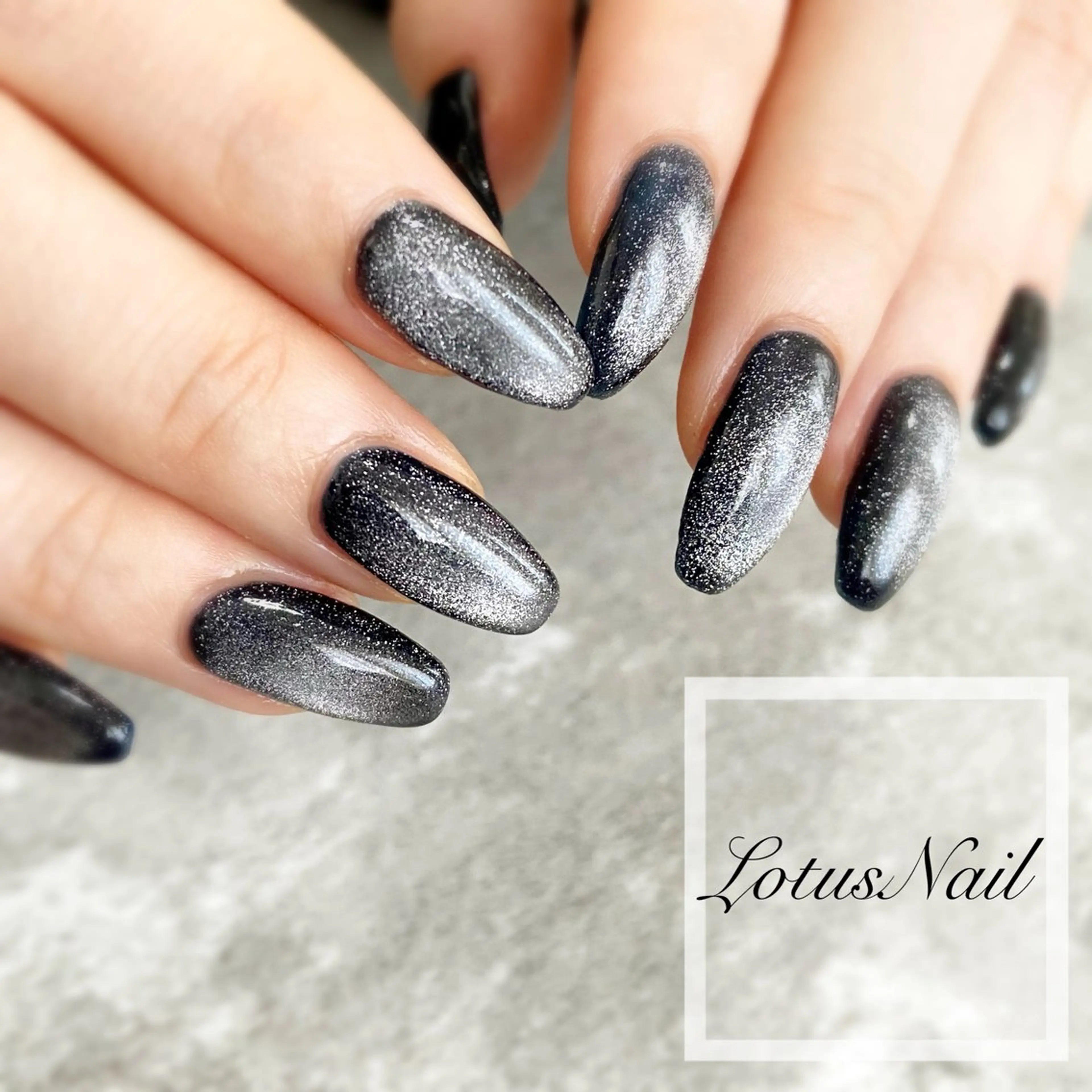 ネイル マグネットネイル ハンドネイル Lotus Nailのネイルデザイン