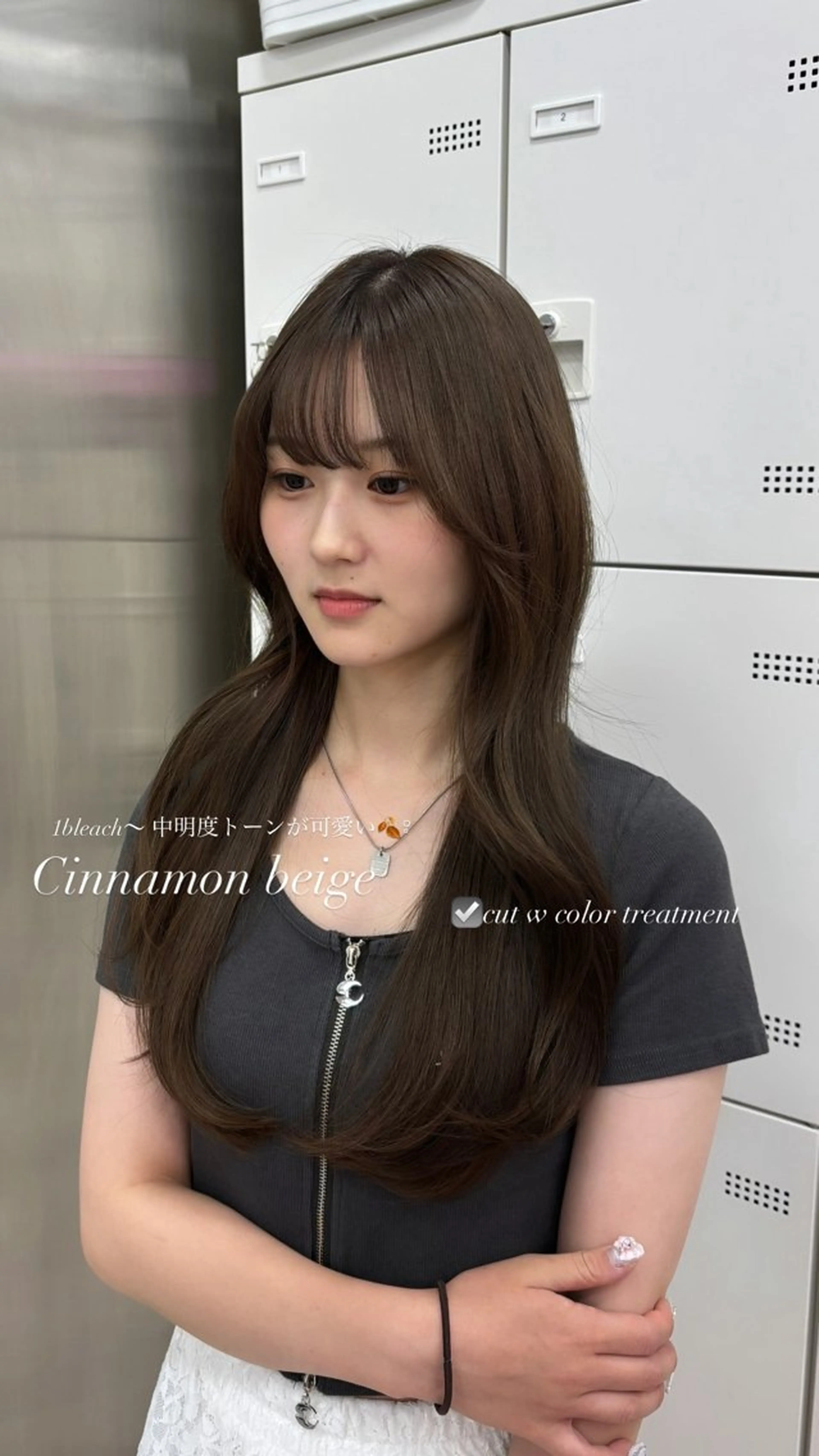 セミロング カラー 韓国レイヤー ハッシュカットのヘアスタイル