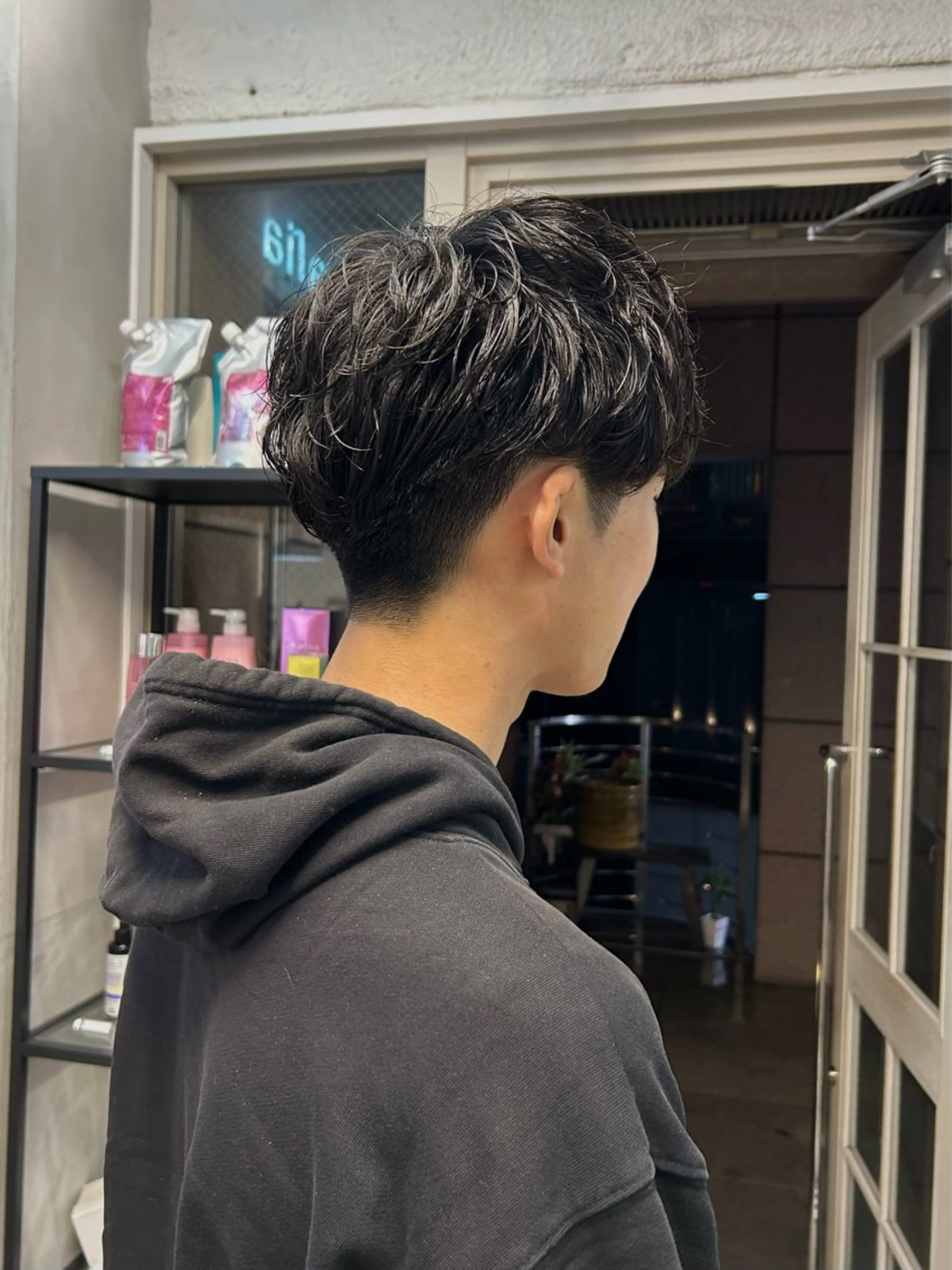 パーマ メンズ パーマ Lomalia moekaのヘアスタイル