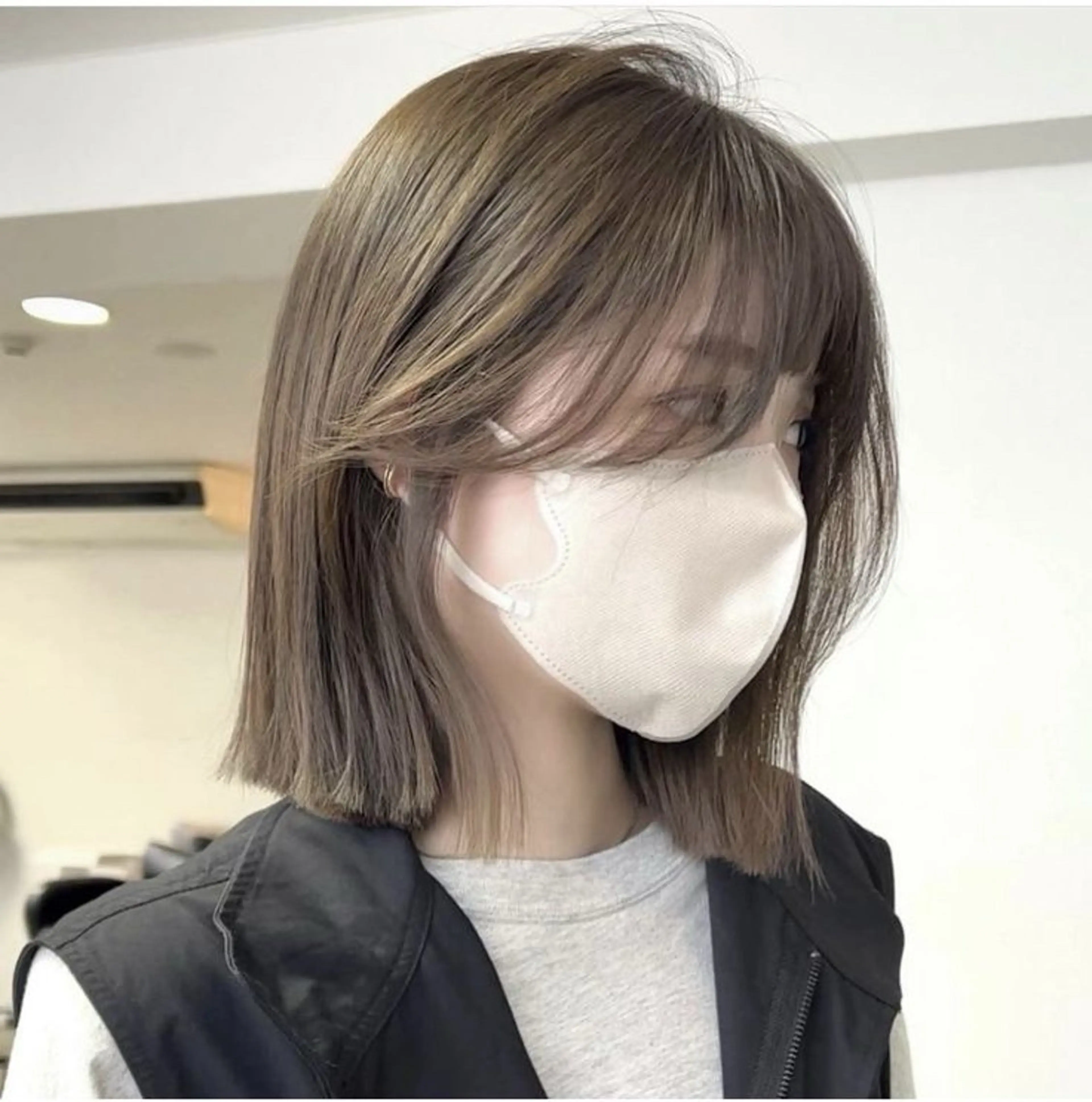 ミディアム ボブ 韓国風ヘア 臺 佳連のヘアスタイル