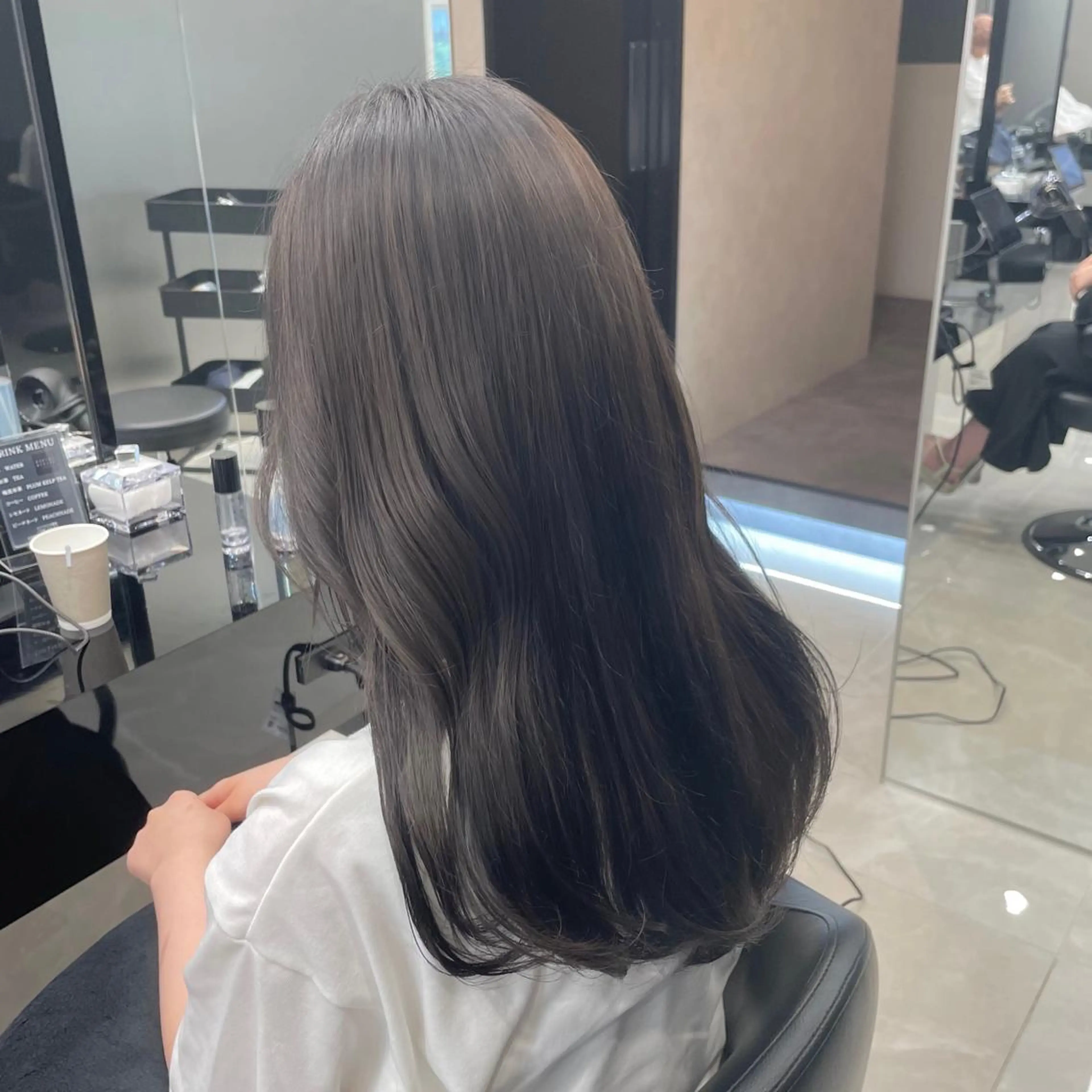 ミディアム ヘアカラー HARUKI MINATO Japan SENDAI所属・🌈【透明感・韓国 ヘア】がっきー🌈のヘアスタイル