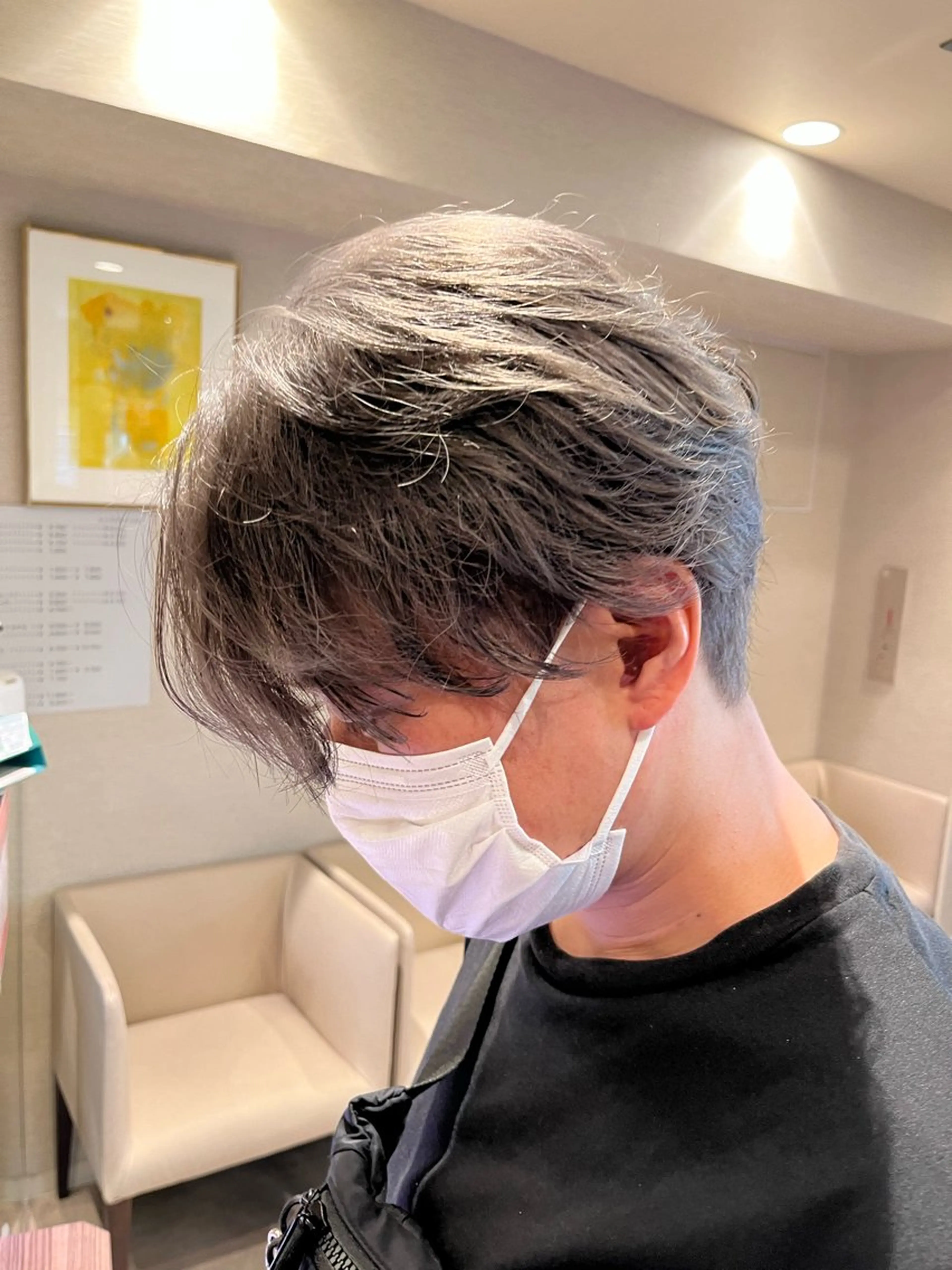 ミディアム カラー ブリーチ ハイトーンカラー dogstar小林諒 レイヤー/パーマのヘアスタイル